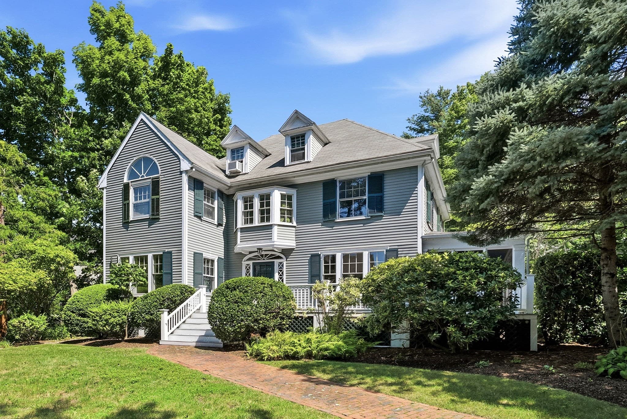Single Family Residence at 10 Hayes Avenue, Lexington MA 02420, Lexington, photo 2 of 27