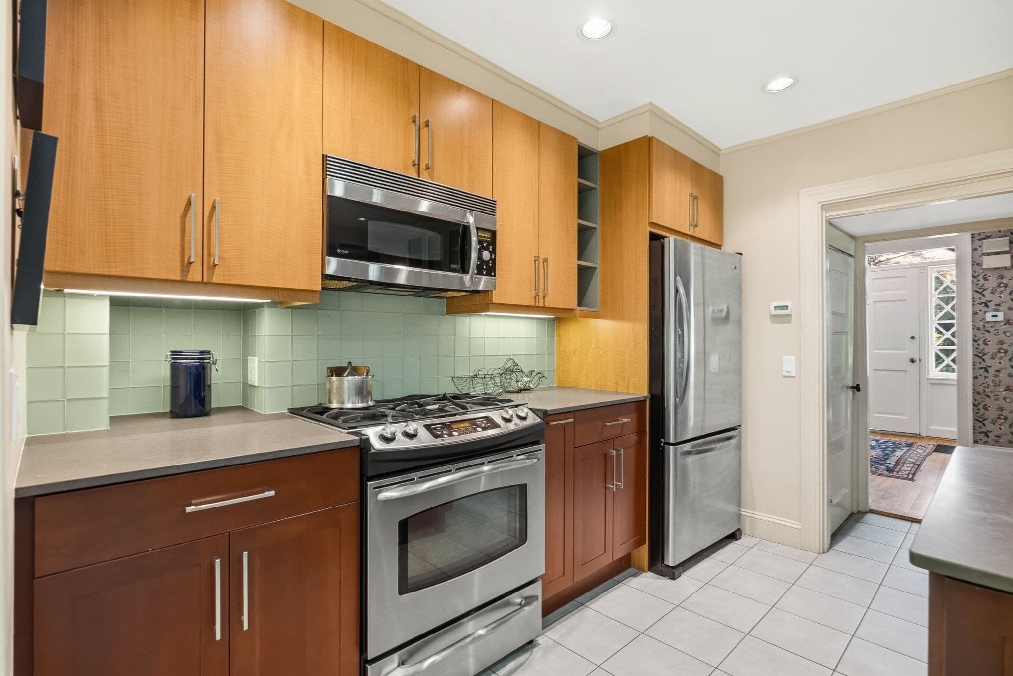 Single Family Residence at 10 Hayes Avenue, Lexington MA 02420, Lexington, photo 13 of 27