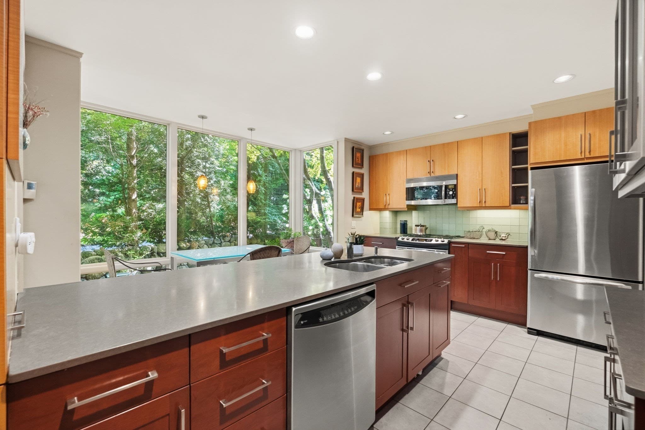 Single Family Residence at 10 Hayes Avenue, Lexington MA 02420, Lexington, photo 11 of 27
