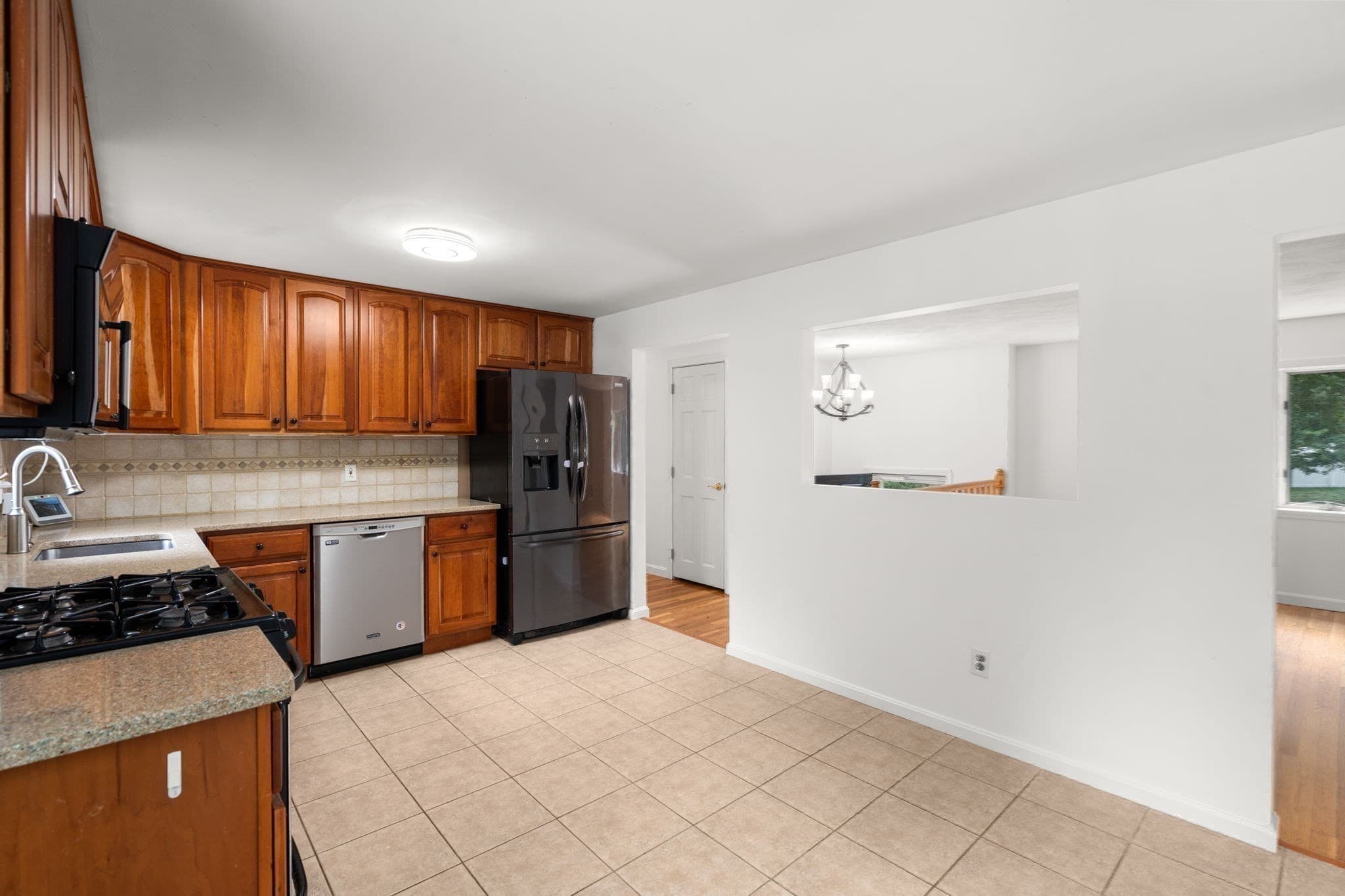Single Family Residence at 22 Allen Road, Billerica MA 01821, photo 14 of 29