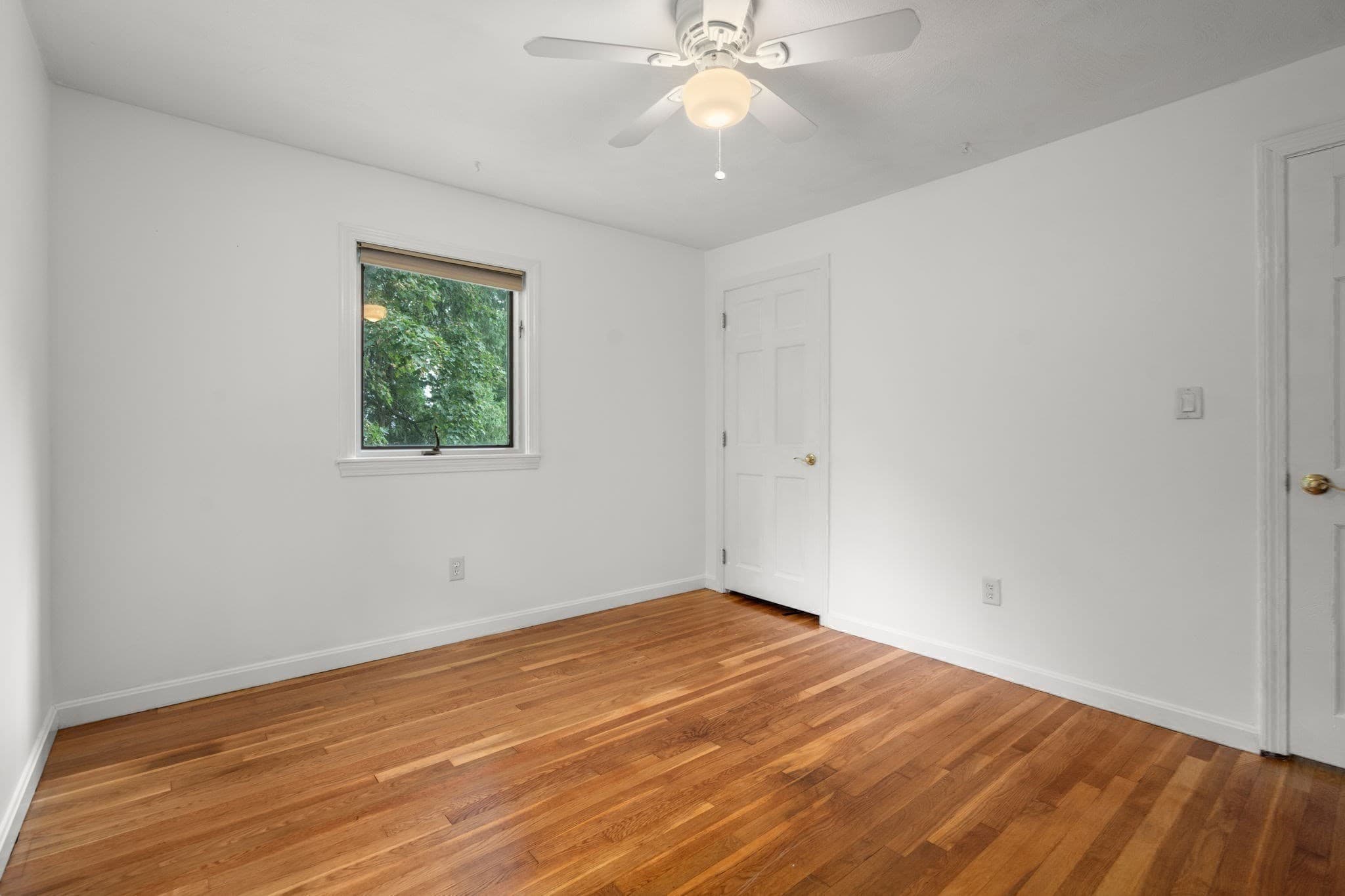 Single Family Residence at 22 Allen Road, Billerica MA 01821, photo 15 of 29
