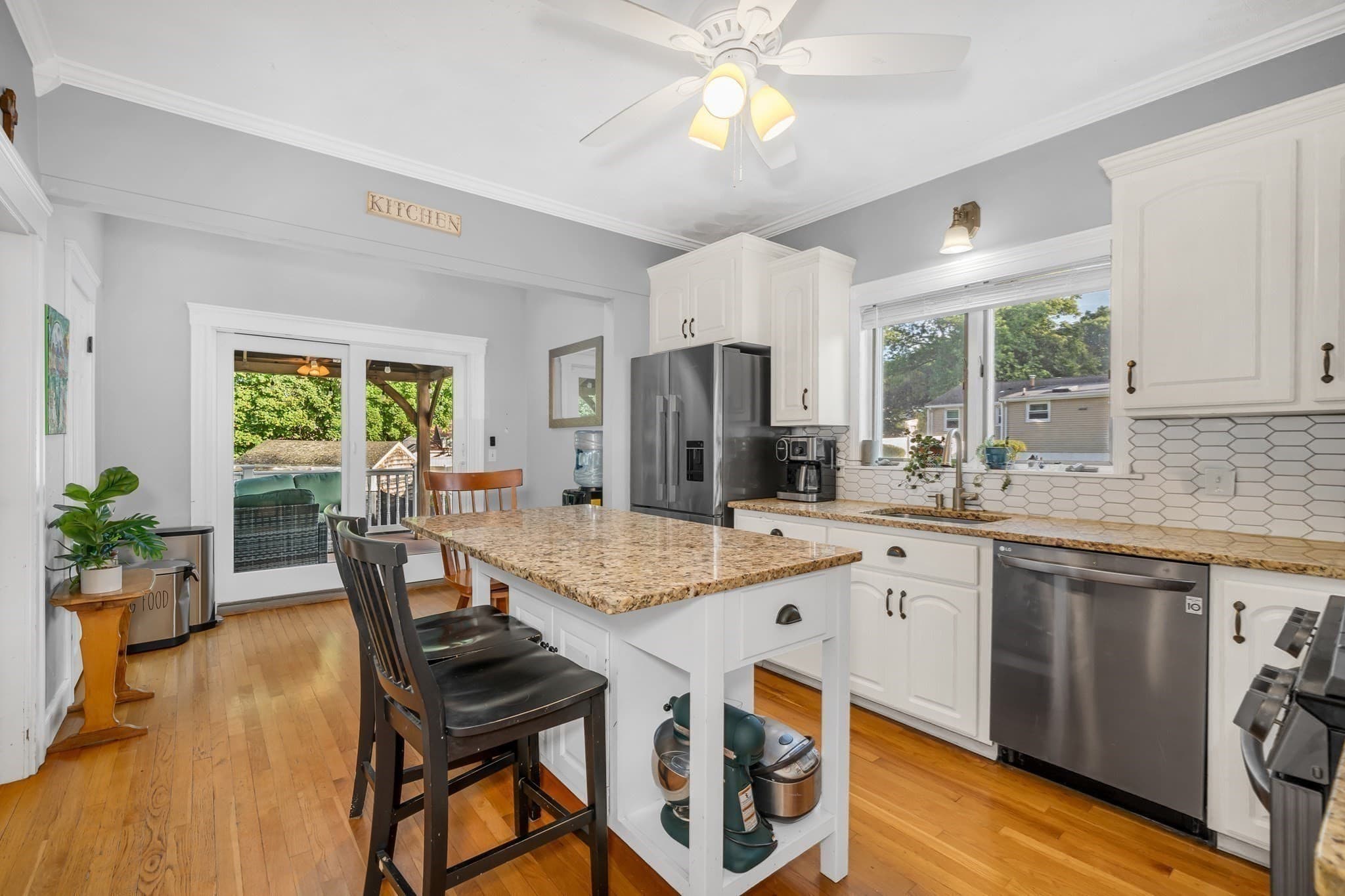 Single Family Residence at 17 Nowell Street, Saugus MA 01906, Saugus, photo 6 of 40
