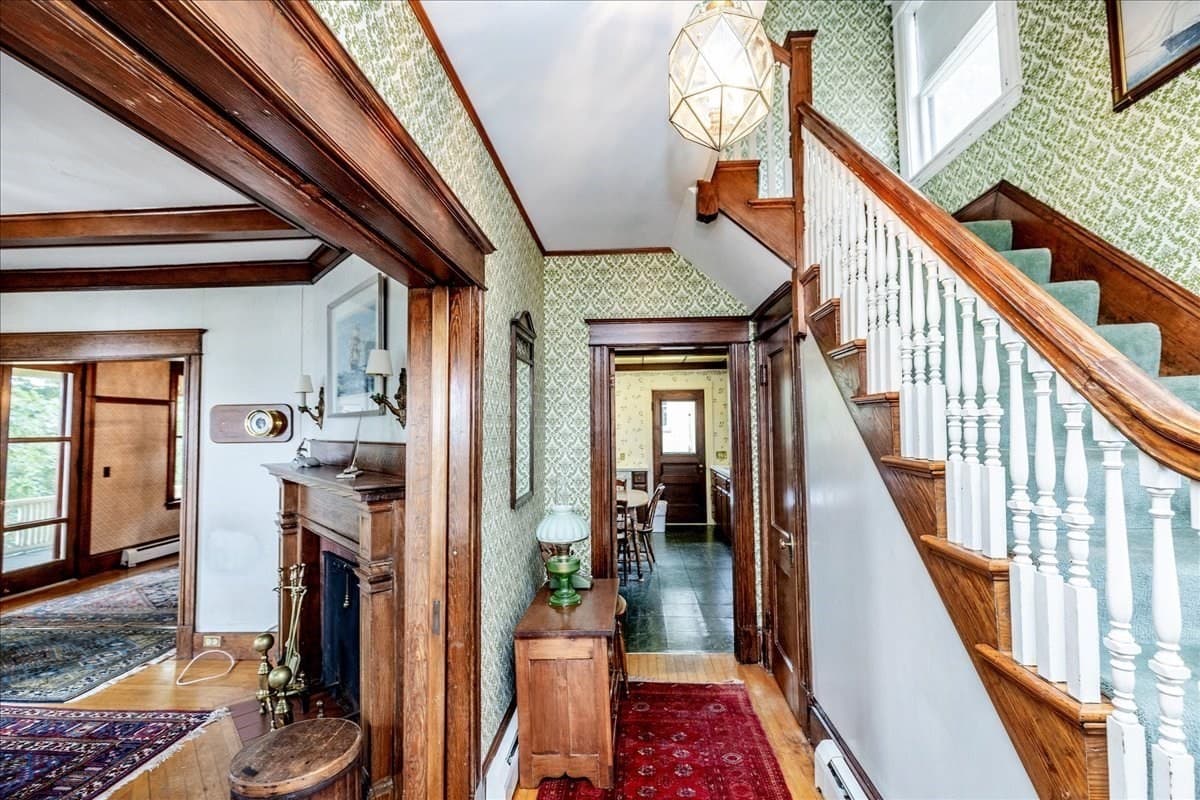 Single Family Residence at 7 Intervale Rd, Nahant MA 01908, Nahant, photo 12 of 42
