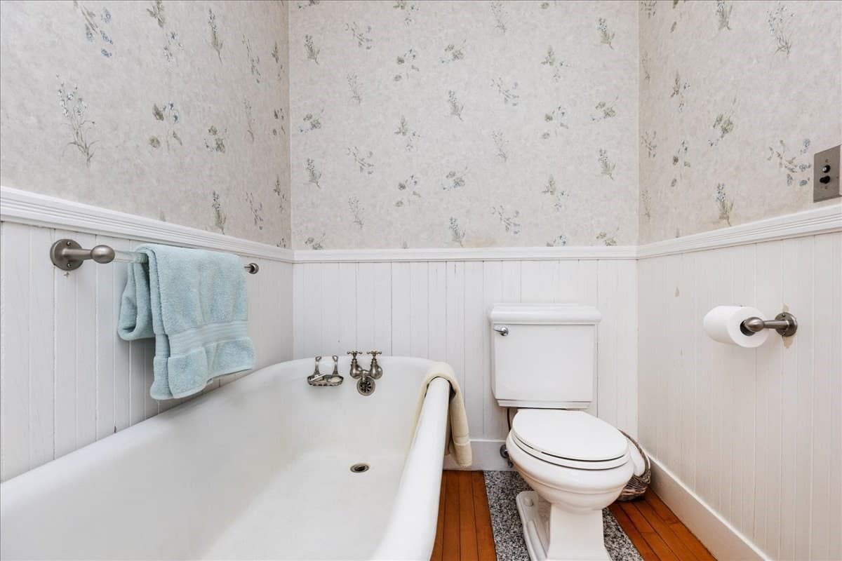 Single Family Residence at 7 Intervale Rd, Nahant MA 01908, Nahant, photo 26 of 42