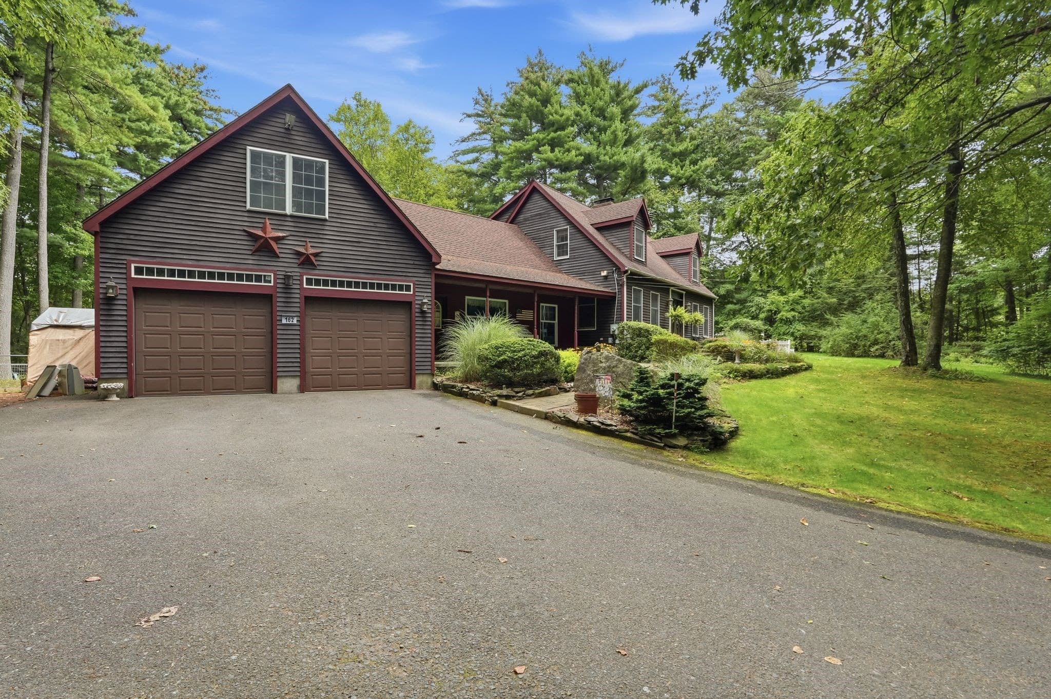 Single Family Residence at 162 Barton Ave, Belchertown MA 01007, Belchertown, photo 3 of 42