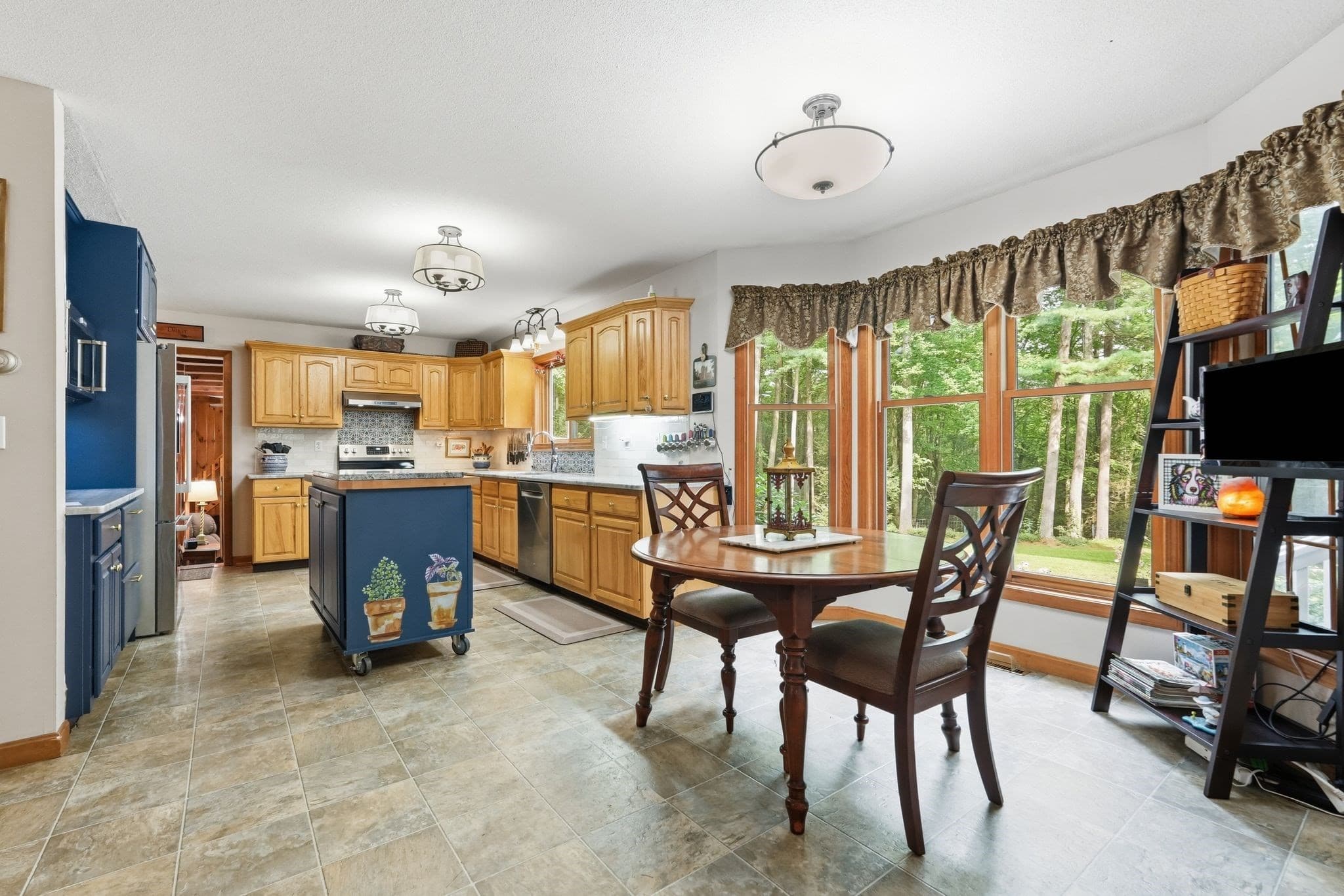 Single Family Residence at 162 Barton Ave, Belchertown MA 01007, Belchertown, photo 14 of 42