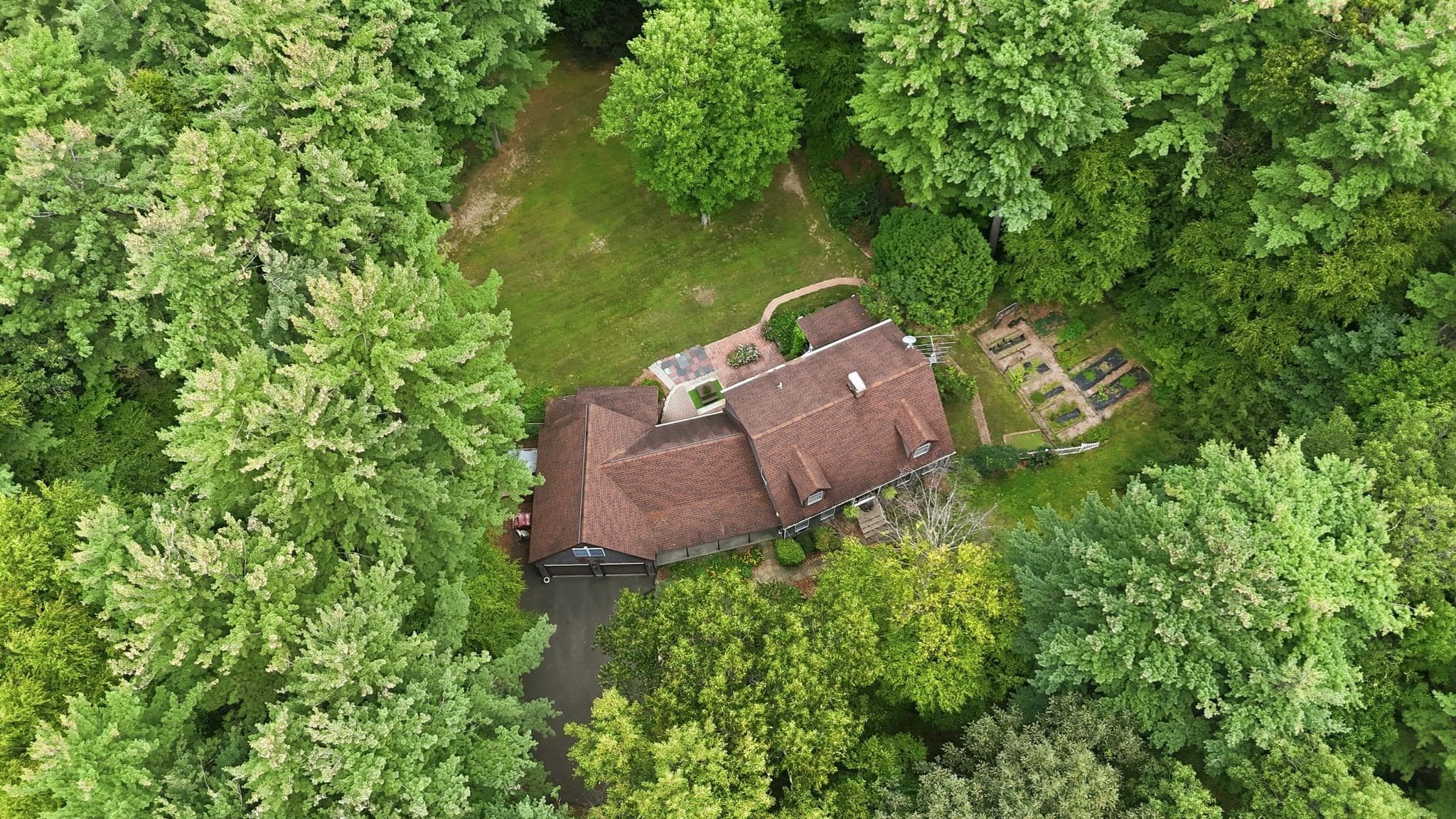 Single Family Residence at 162 Barton Ave, Belchertown MA 01007, Belchertown, photo 41 of 42
