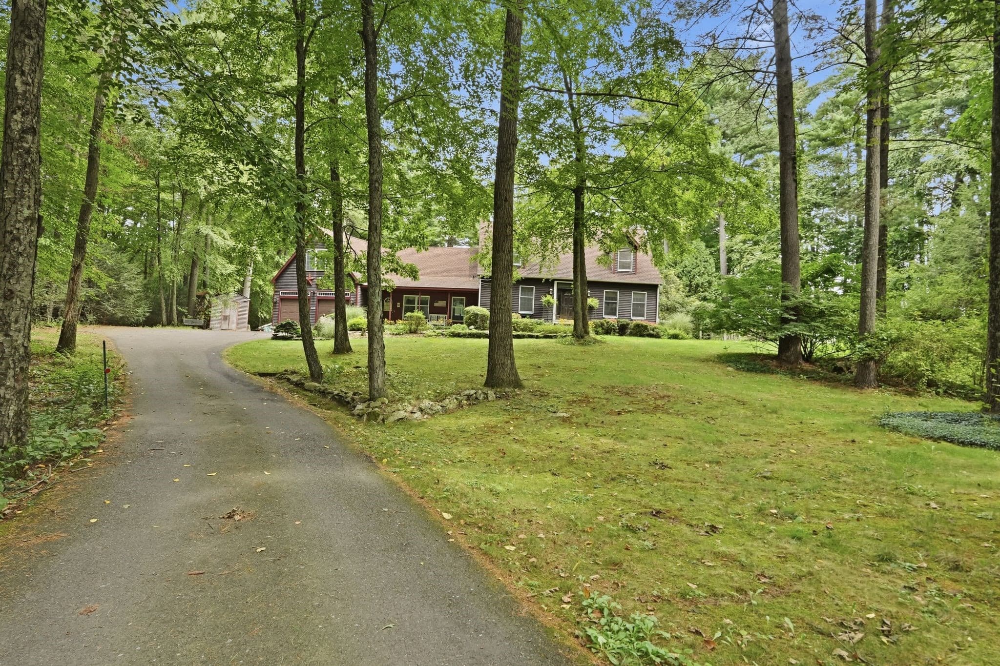 Single Family Residence at 162 Barton Ave, Belchertown MA 01007, Belchertown, photo 4 of 42