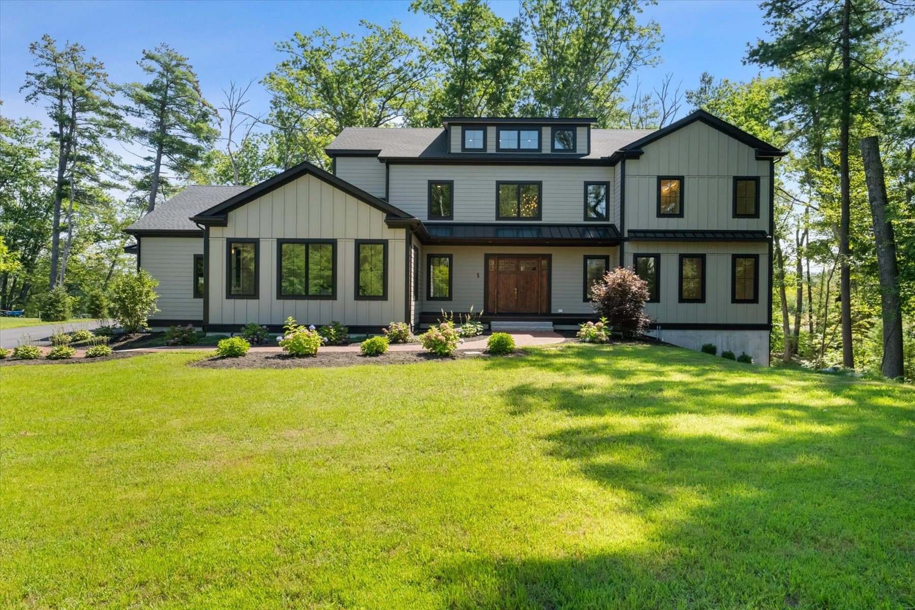 5 Swan View Common Drive, Northborough MA 01532