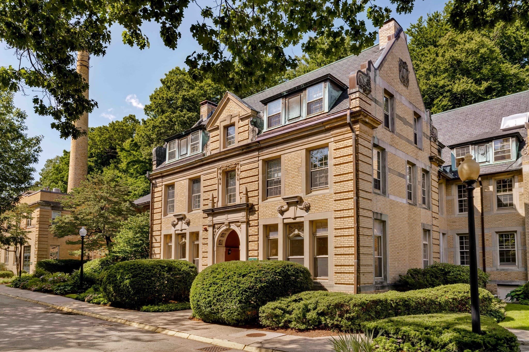 65 Glen Road # H4, Brookline MA 02445