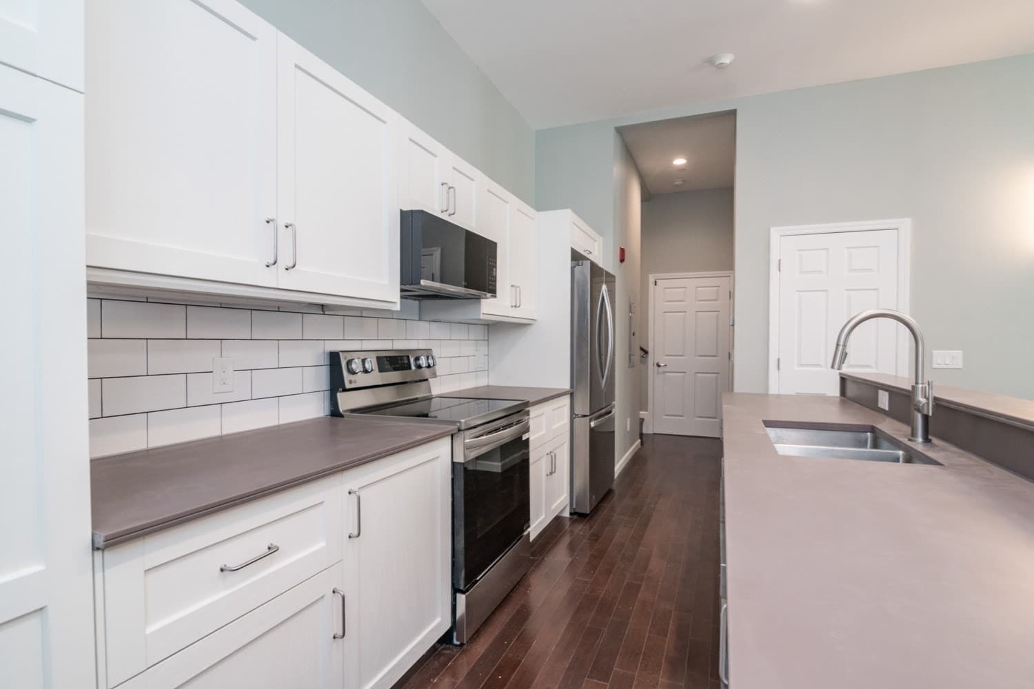 Condominium at 27 Bardwell St. # 3, South Hadley MA 01075, photo 12 of 24