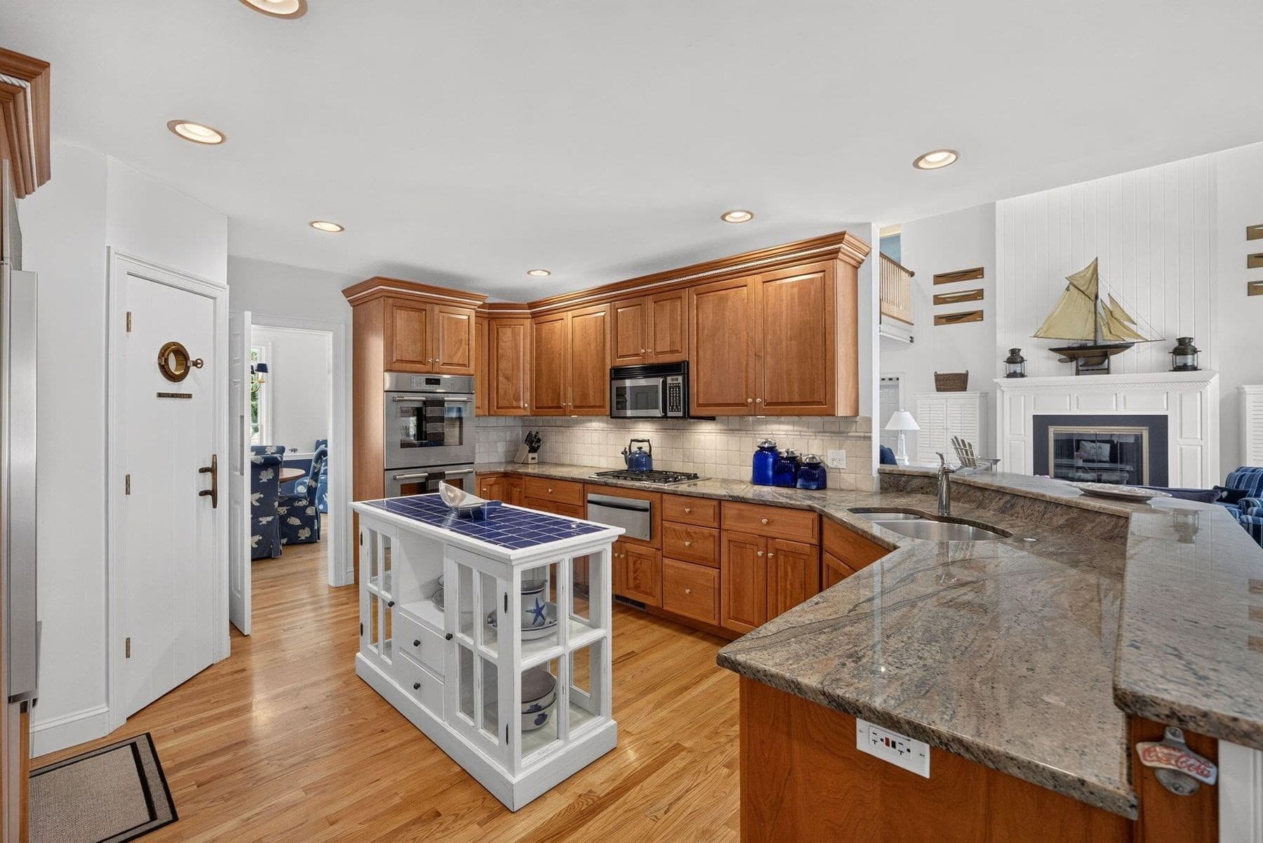Single Family Residence at 674 Crowells Bog Rd, Brewster MA 02631, photo 11 of 42