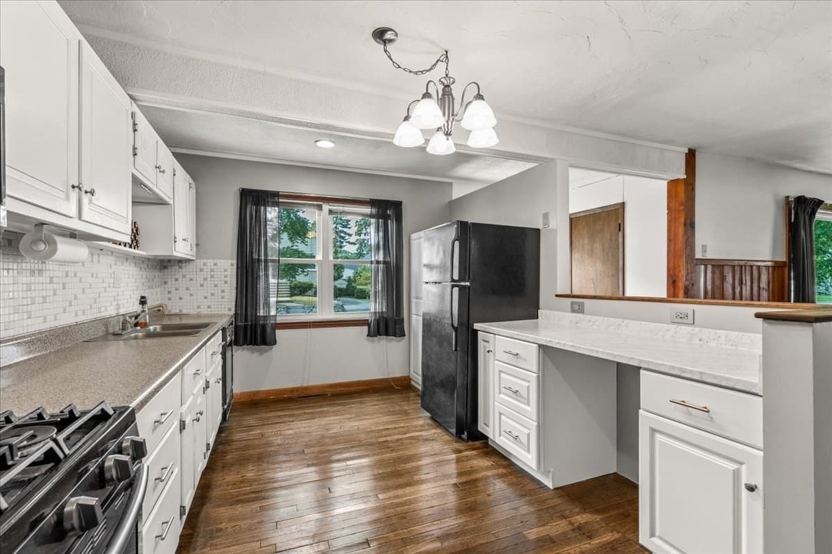 Single Family Residence at 20 Mayflower Road, Norton MA 02766, Norton, photo 9 of 19