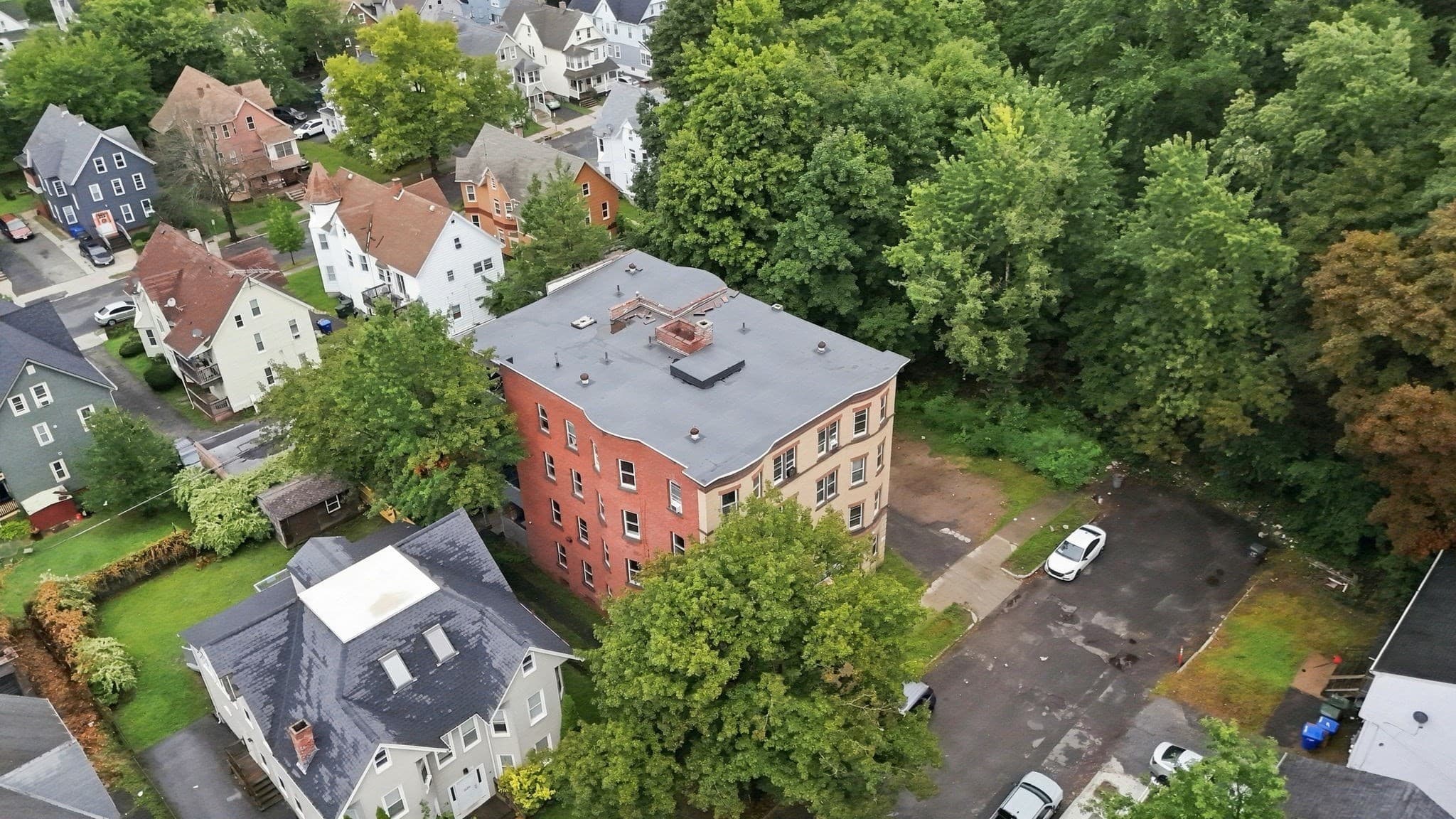 5+ Family - 5+ Units Up/Down at 40 Warriner Ave, Springfield MA 01108, Springfield, photo 2 of 23