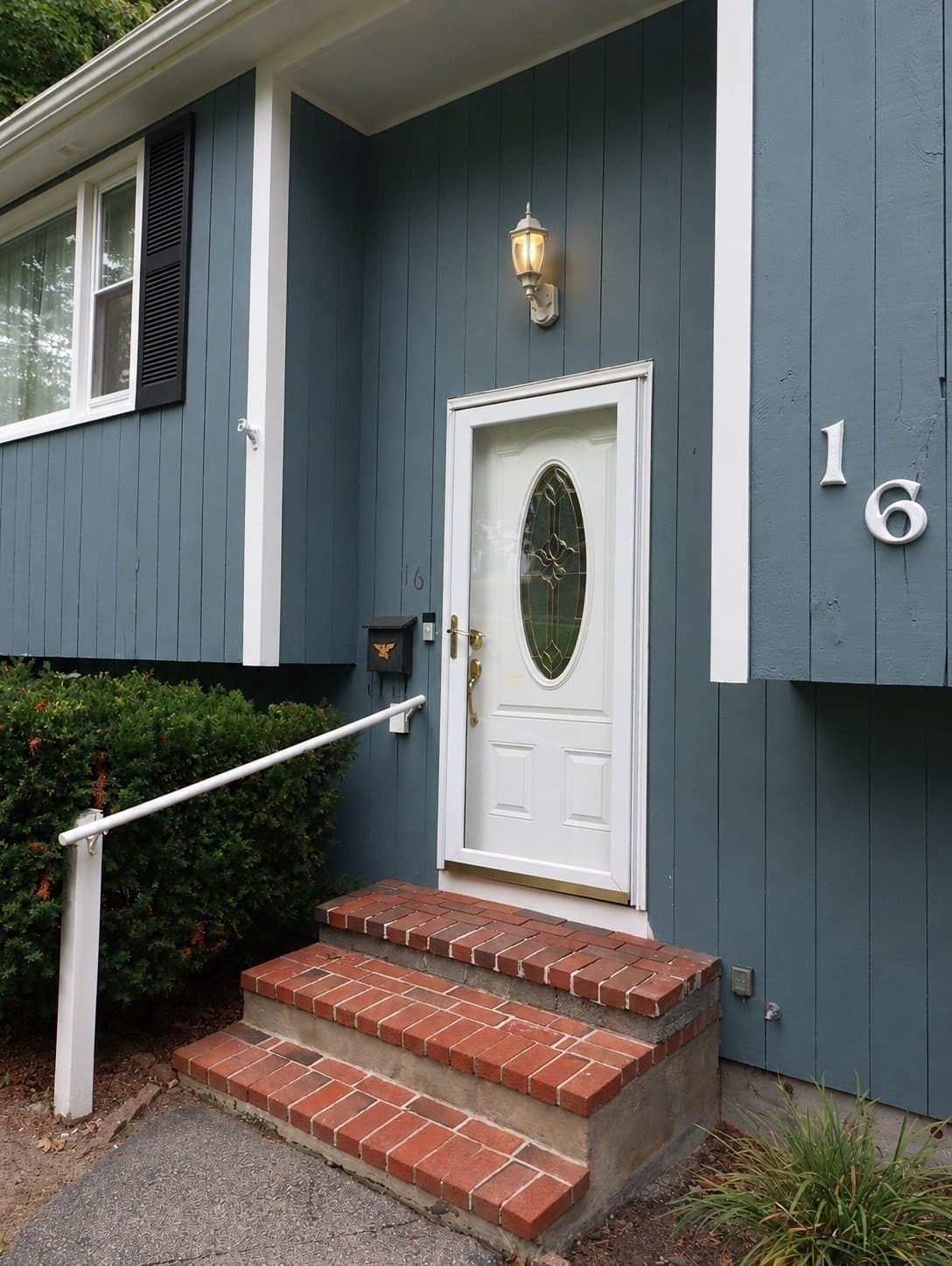 Single Family Residence at 16 Andrew Avenue, Hull MA 02045, Hull, photo 5 of 35