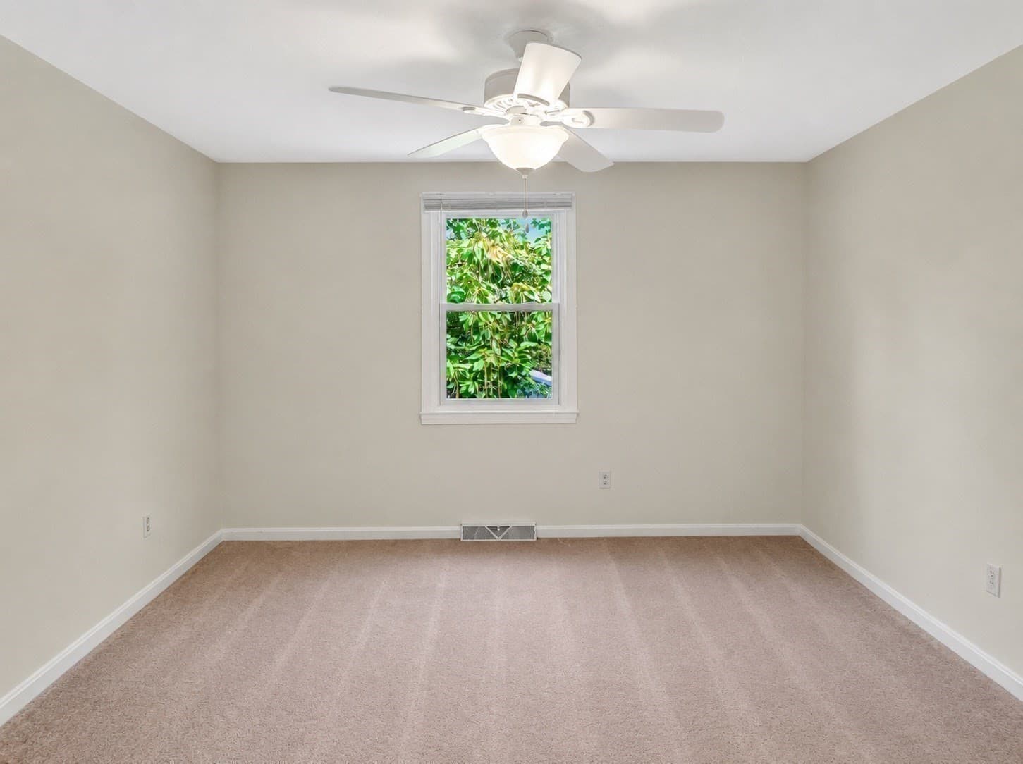 Single Family Residence at 16 Andrew Avenue, Hull MA 02045, Hull, photo 19 of 35
