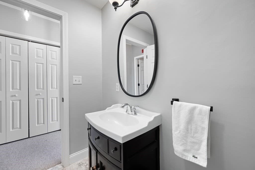 Condominium at 32 Providence St # 8, Worcester MA 01604, Worcester, photo 16 of 26