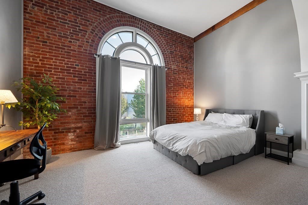 Condominium at 32 Providence St # 8, Worcester MA 01604, Worcester, photo 12 of 26