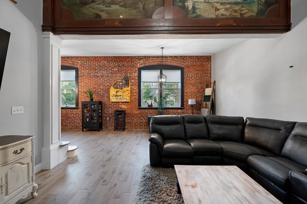 Condominium at 32 Providence St # 8, Worcester MA 01604, Worcester, photo 9 of 26