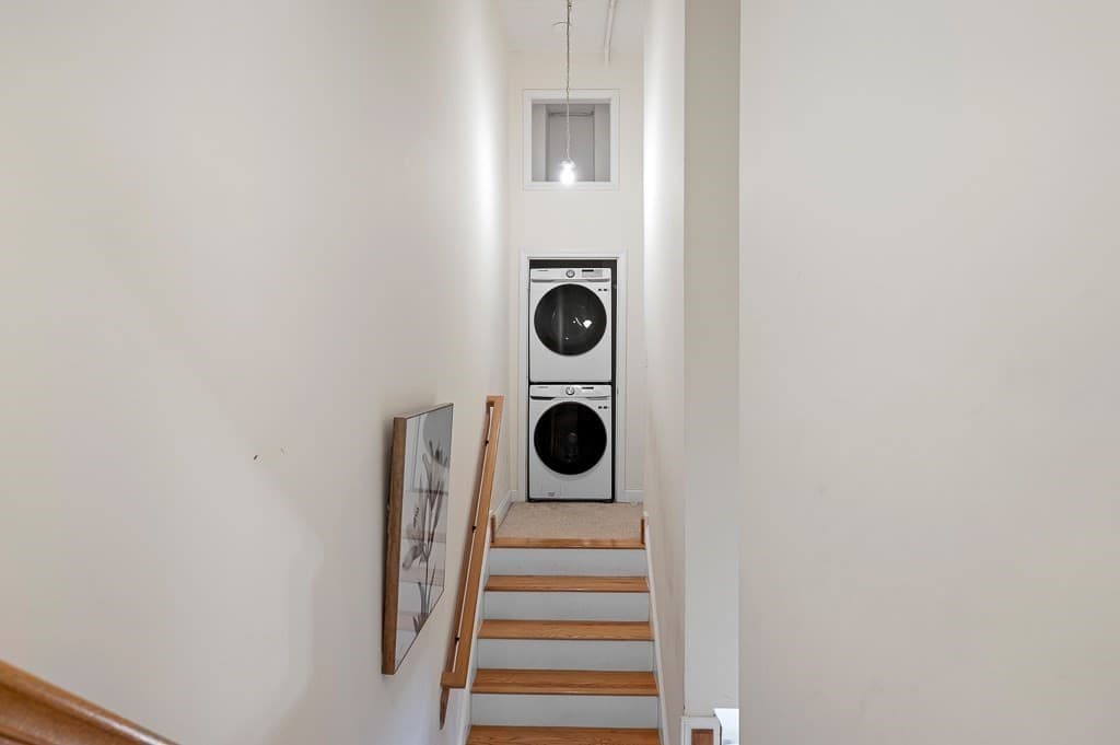 Condominium at 32 Providence St # 8, Worcester MA 01604, Worcester, photo 11 of 26