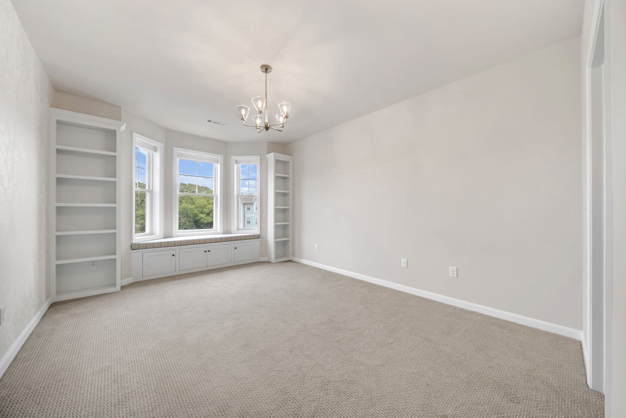 Condominium at 2404 Pennington Dr # 2404, Walpole MA 02081, photo 21 of 37