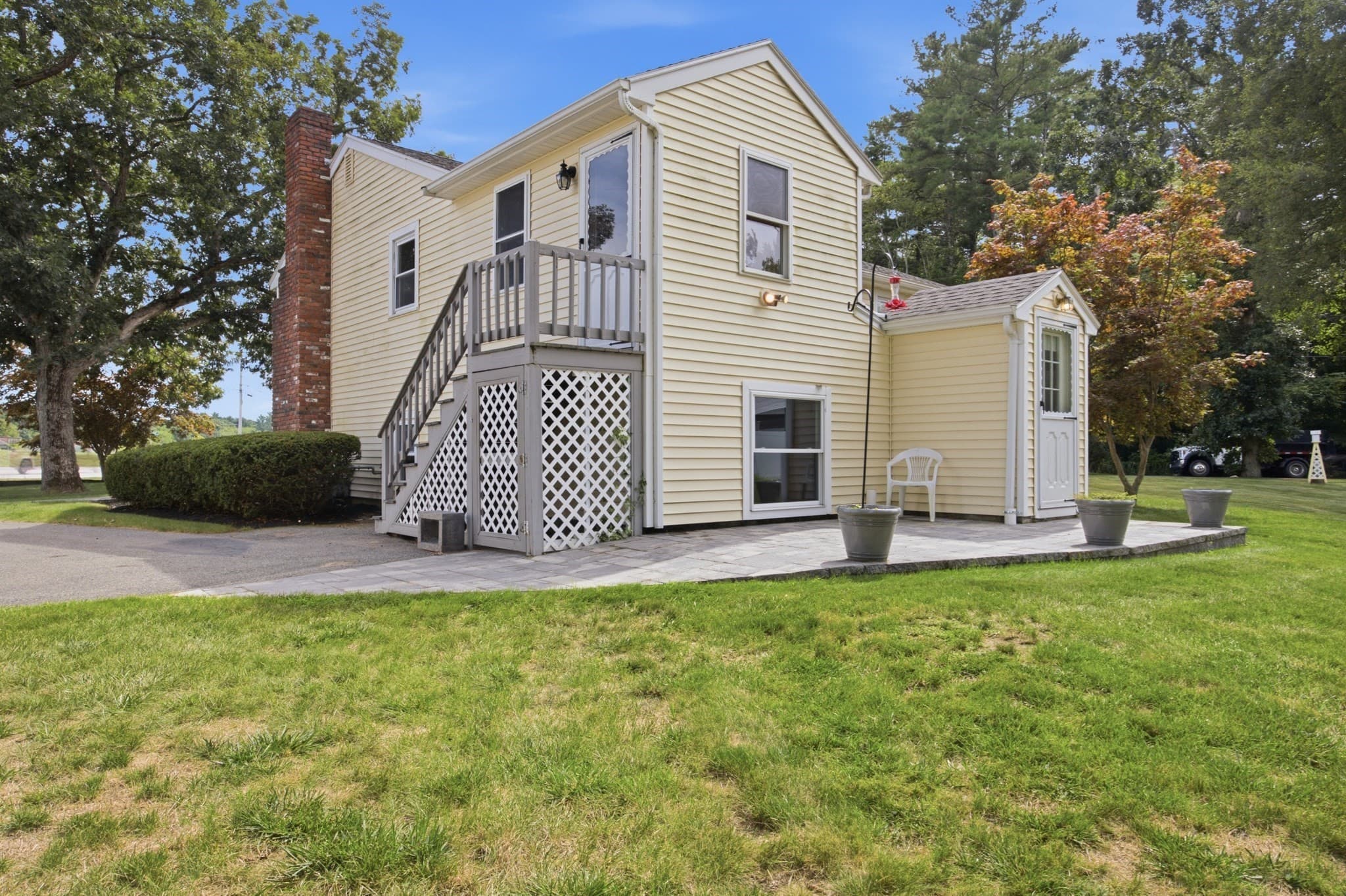 Single Family Residence at 410 Crescent St, East Bridgewater MA 02333, East Bridgewater, photo 5 of 37