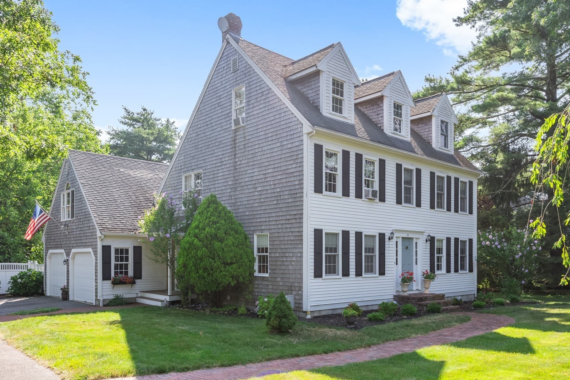 Single Family Residence at 30 Fairview Ln, Plymouth MA 02360, photo 11 of 40