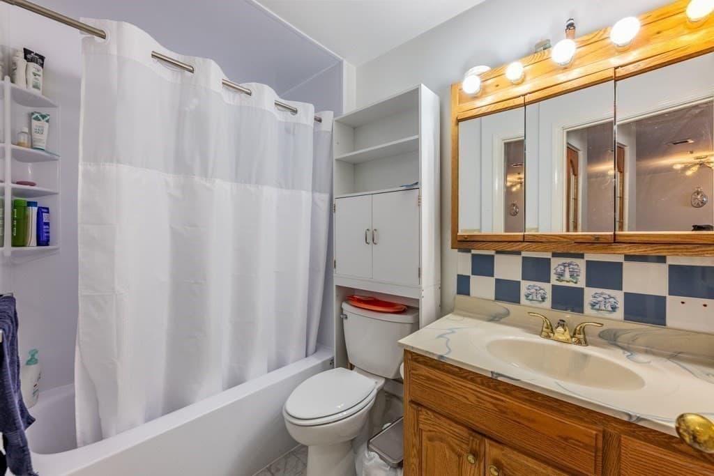 Condominium at 350 Revere Beach Blvd # 12K, Revere MA 02151, Revere, photo 10 of 40