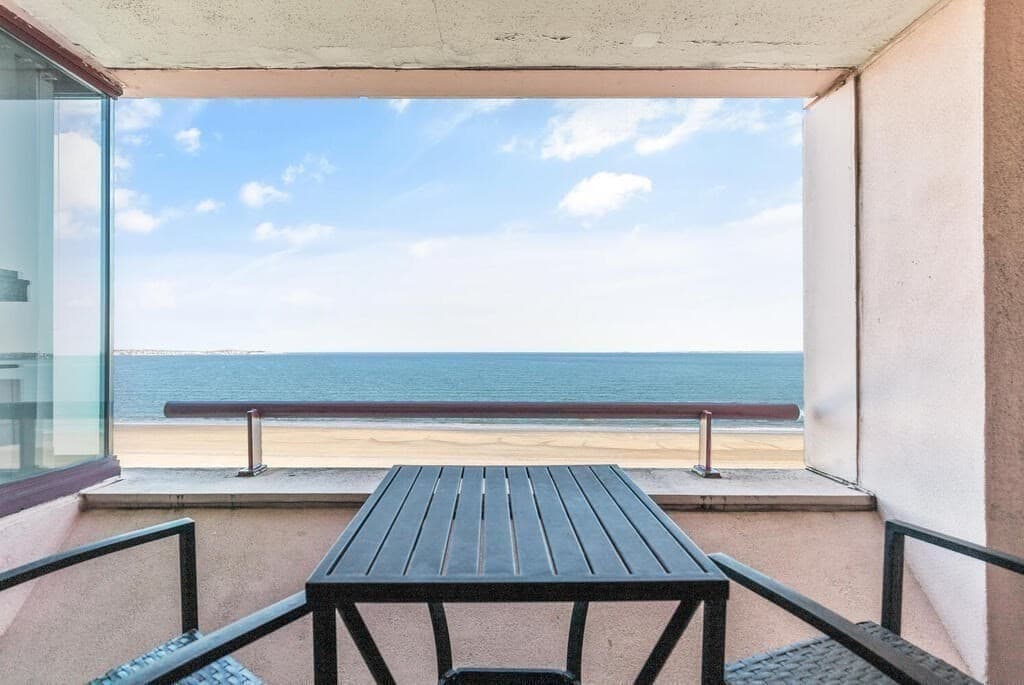 Condominium at 350 Revere Beach Blvd # 12K, Revere MA 02151, Revere, photo 8 of 40