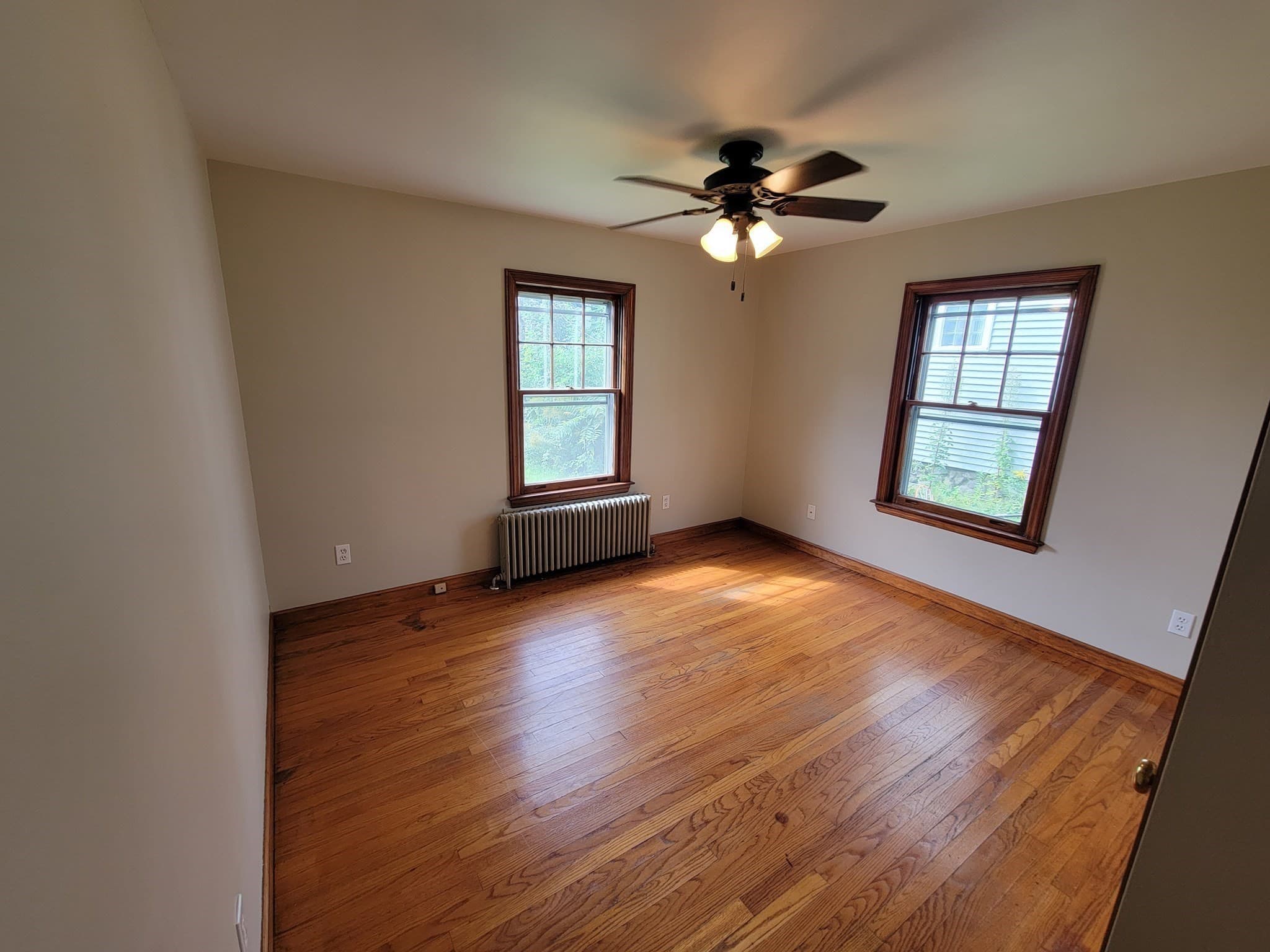 Single Family Residence at 32 Park Terrace Rd, Worcester MA 01604, Worcester, photo 13 of 23
