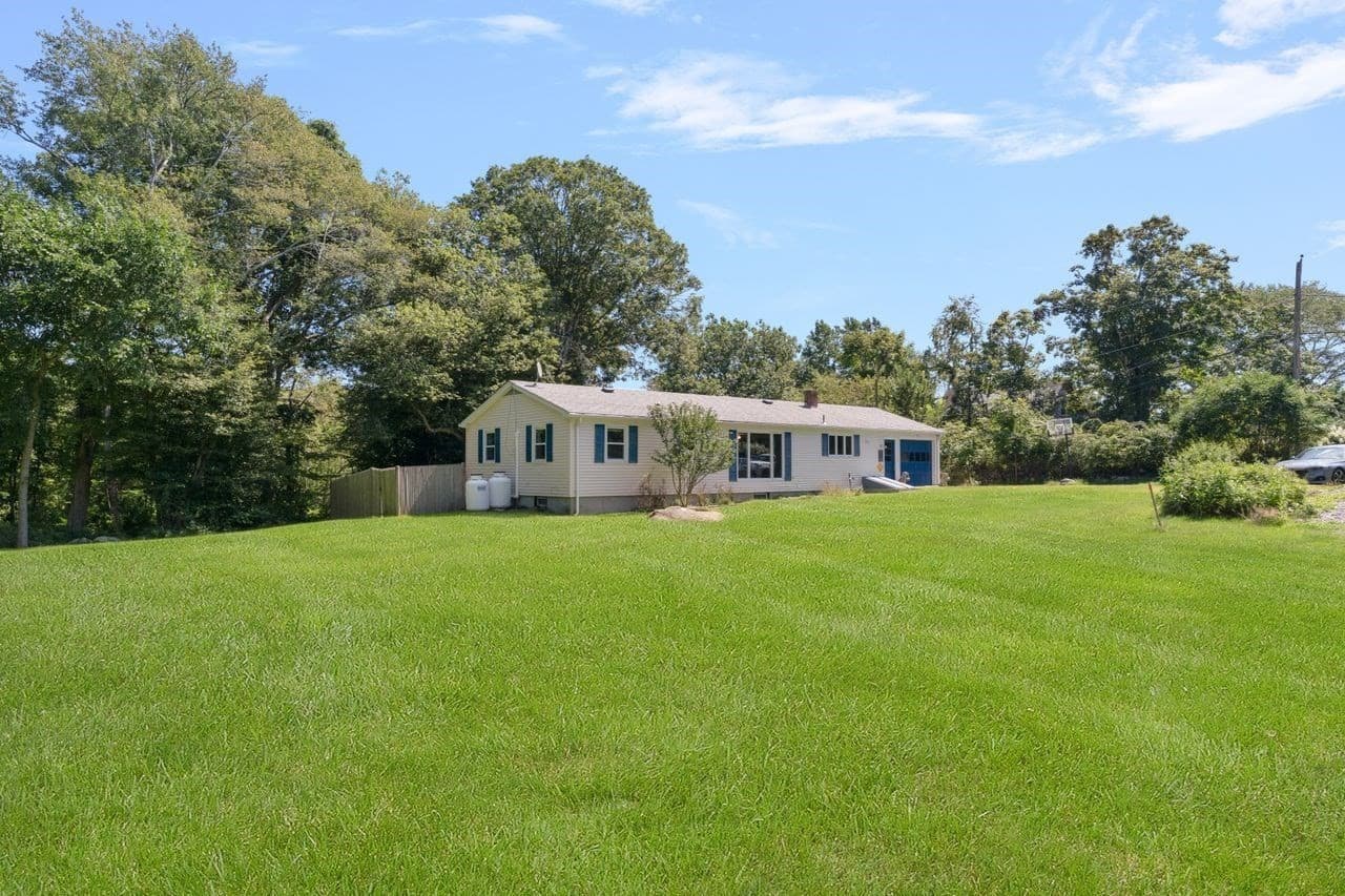 255 251 John Dyer Road, Little Compton RI 02837