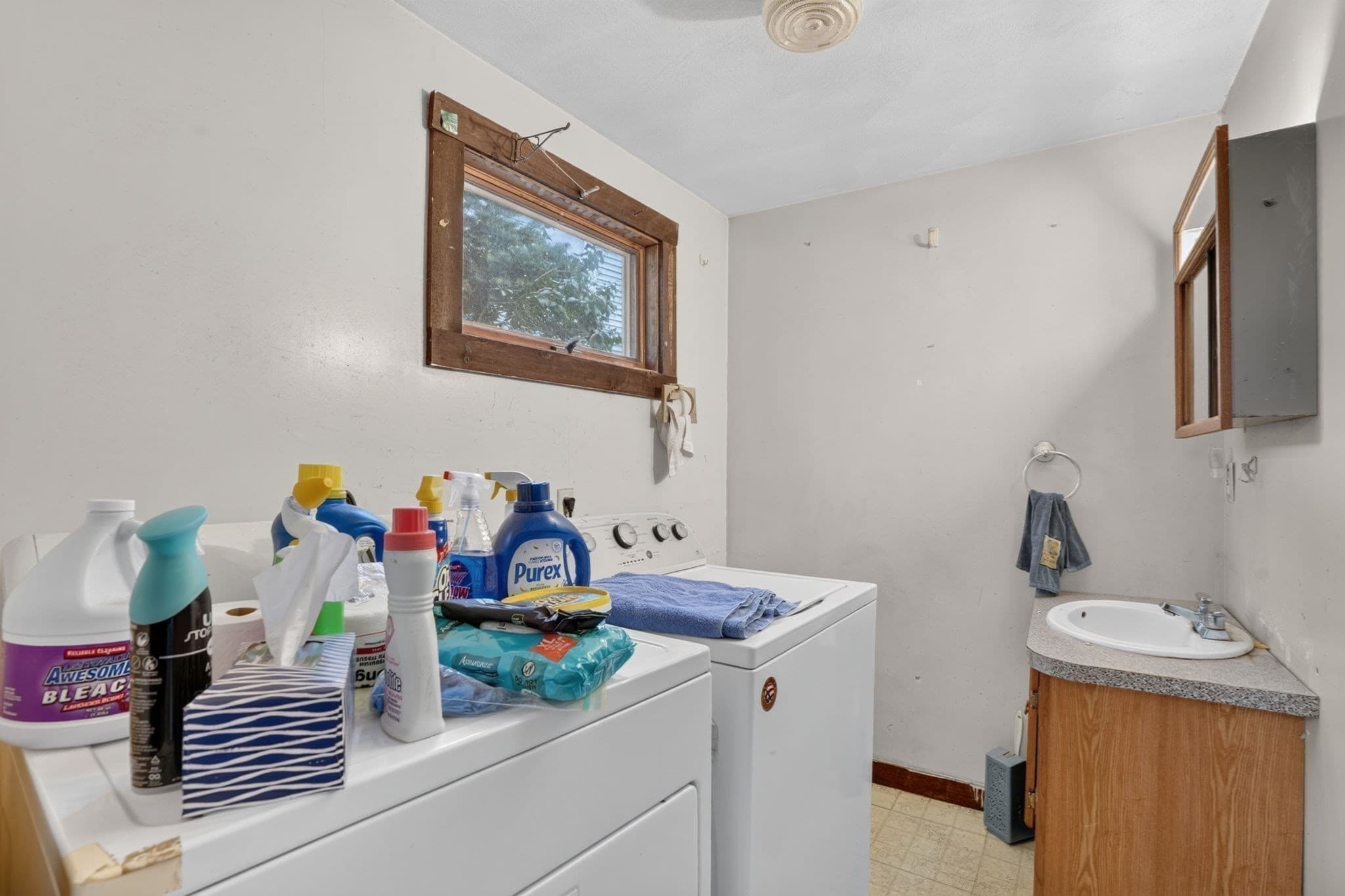 Single Family Residence at 21 Sachem St, Lynn MA 01902, Lynn, photo 13 of 17
