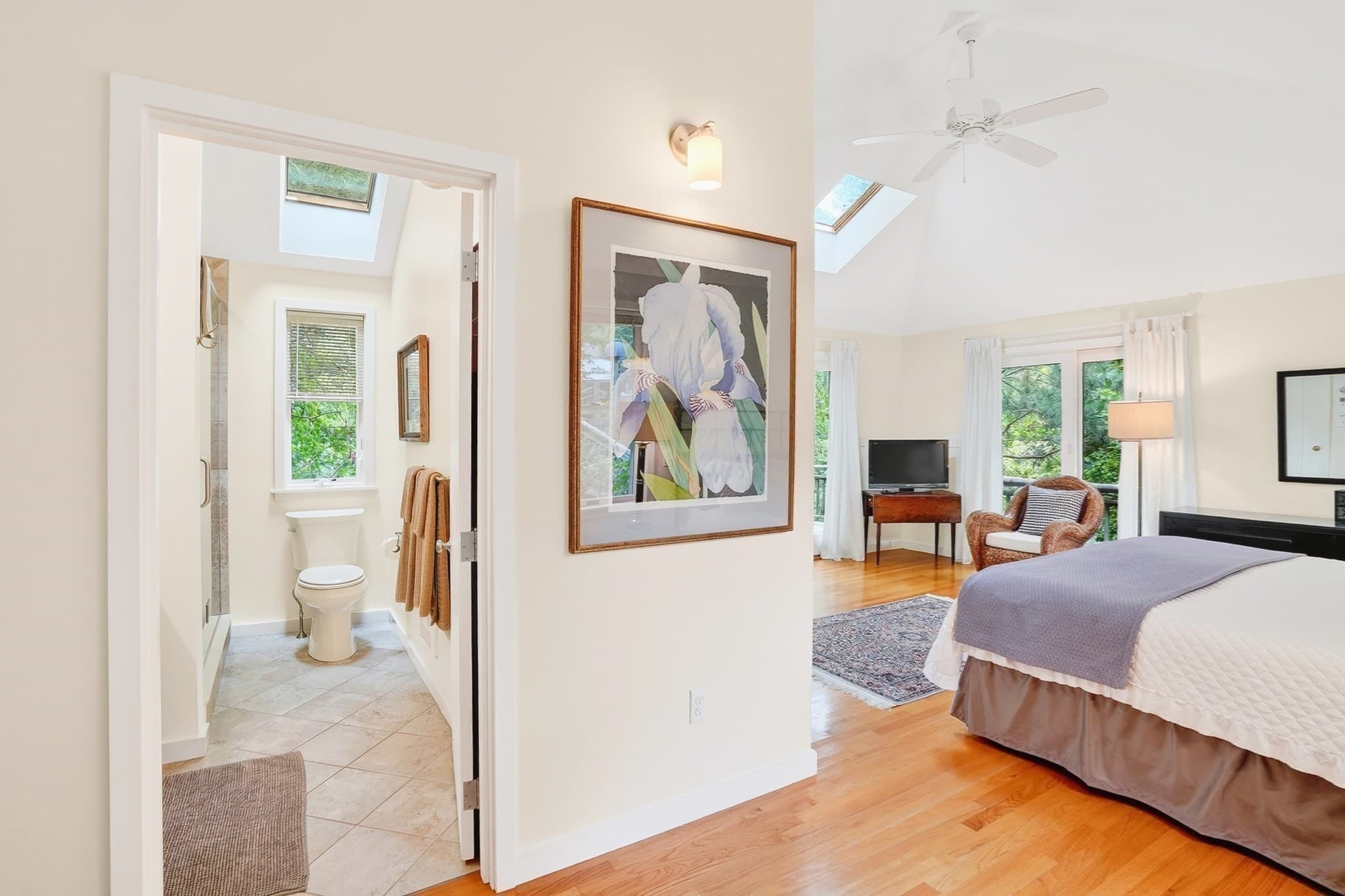 Single Family Residence at 18 Sylvan Avenue, Tisbury MA 02568, photo 11 of 41