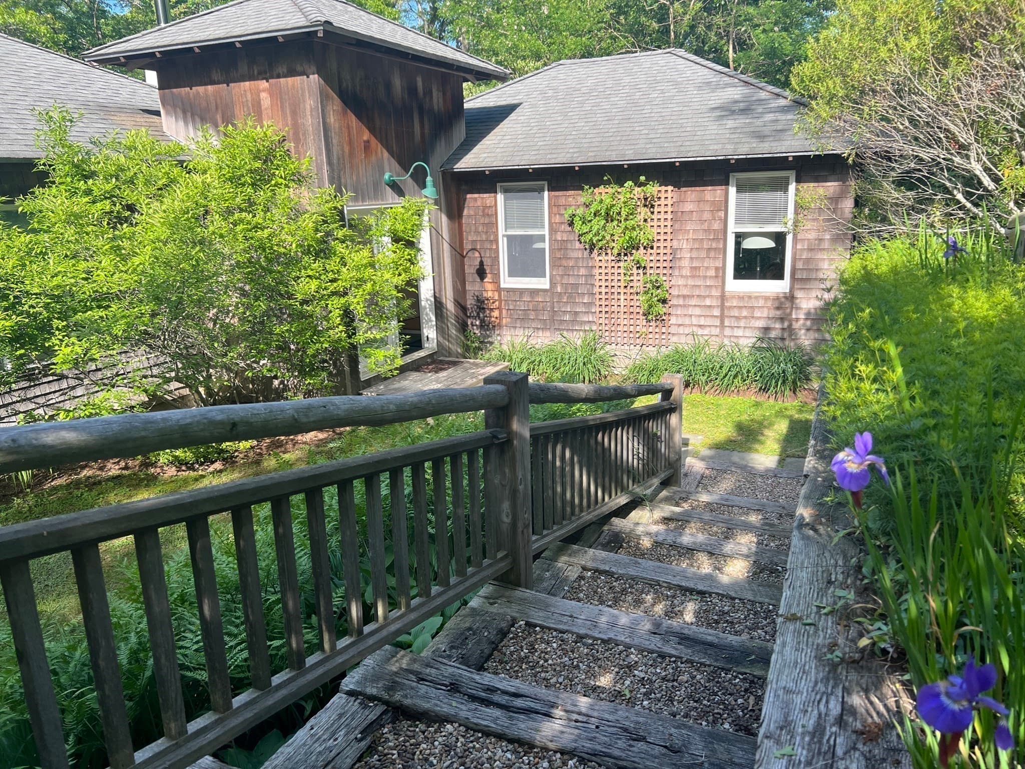 Single Family Residence at 18 Sylvan Avenue, Tisbury MA 02568, photo 4 of 41