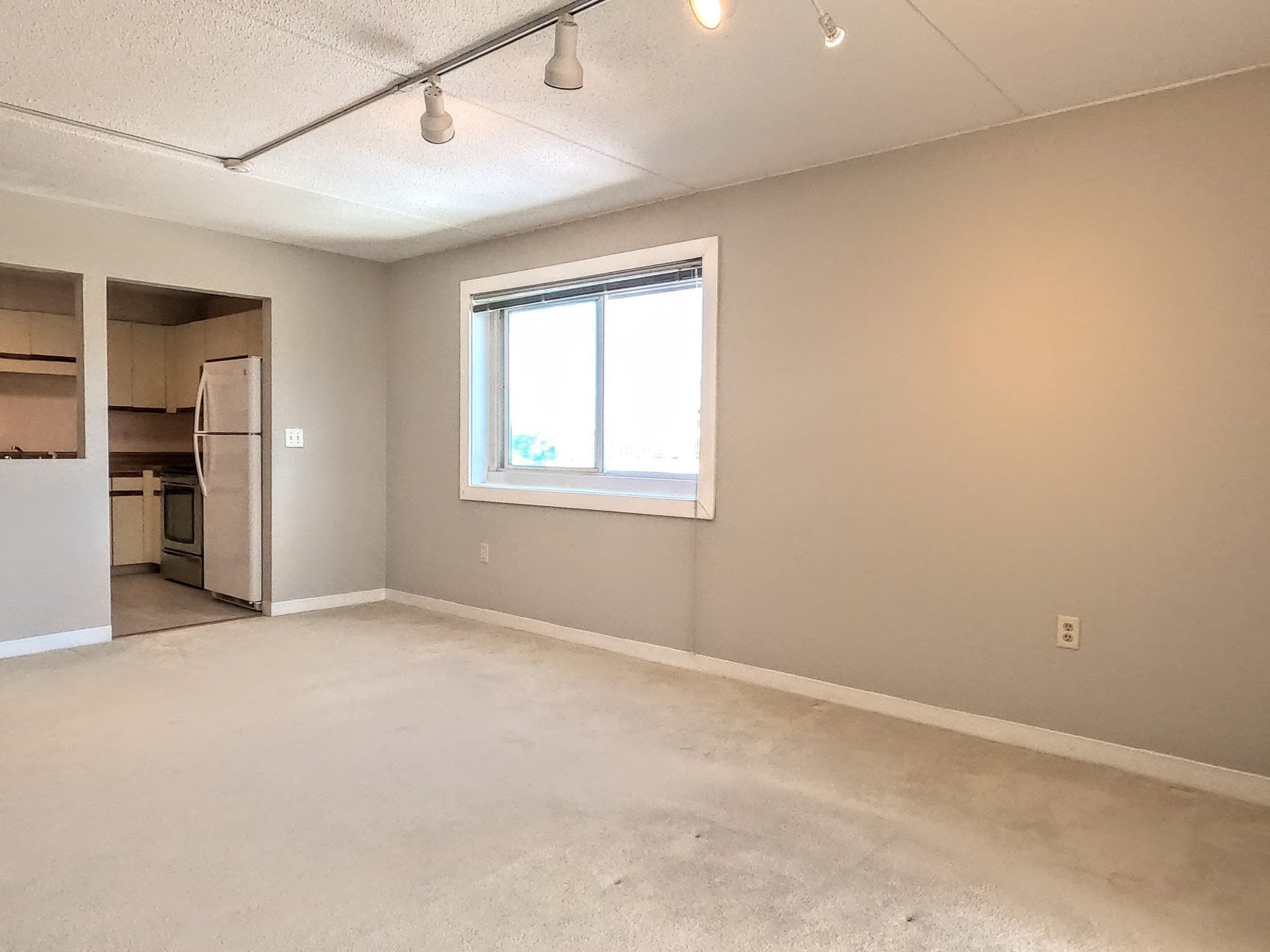 Condominium at 200 Cove Way # 513, Quincy MA 02169, Quincy, photo 23 of 40