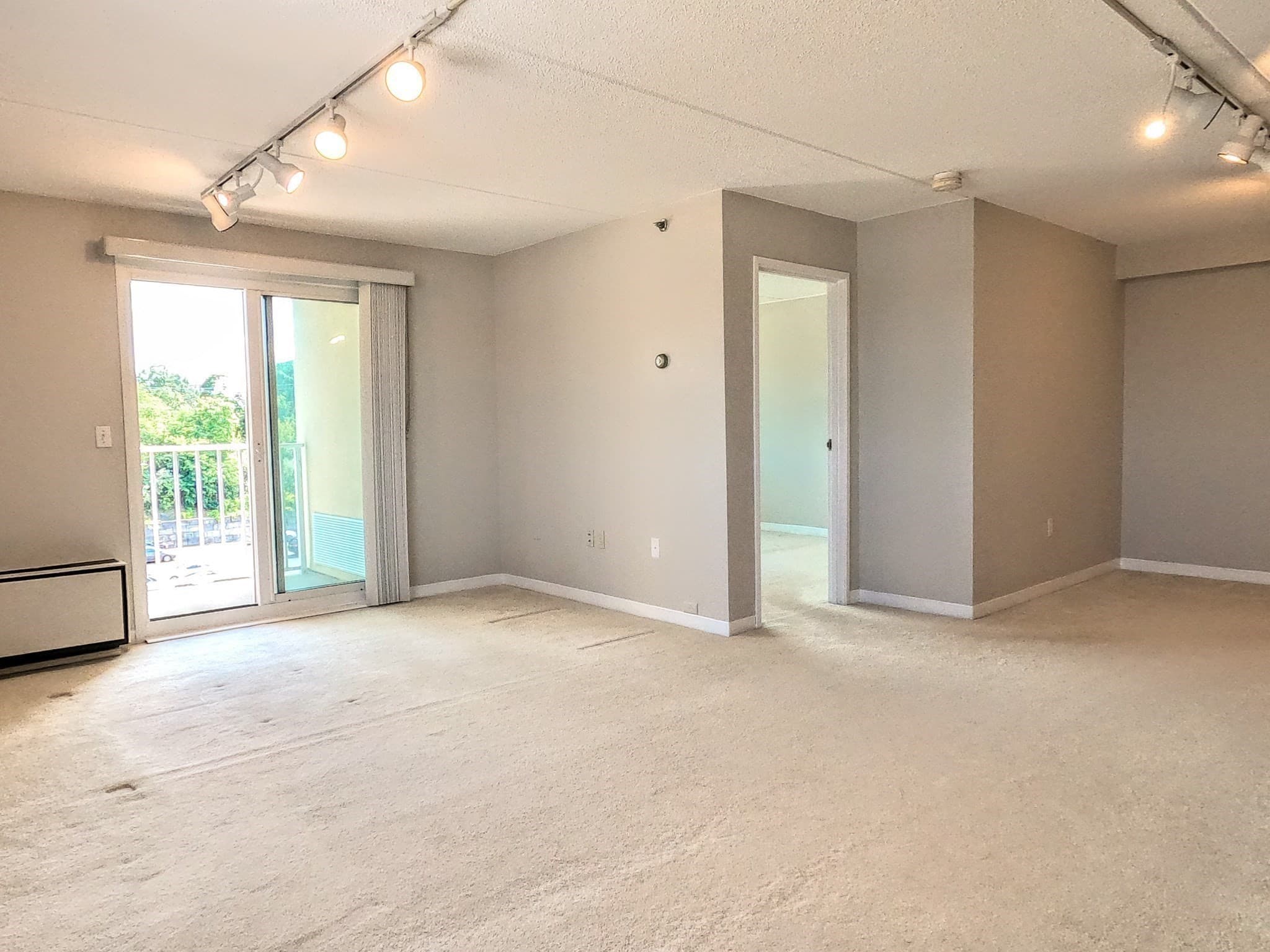Condominium at 200 Cove Way # 513, Quincy MA 02169, Quincy, photo 7 of 40