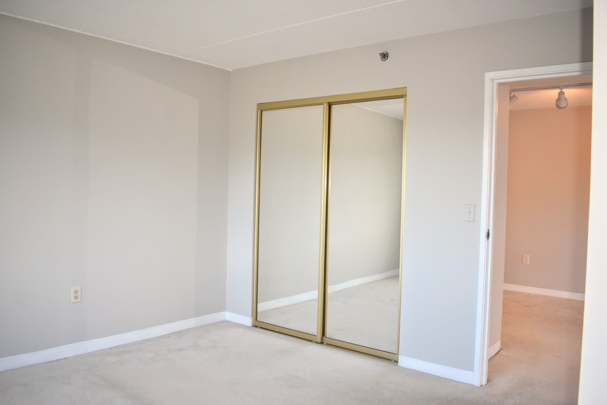 Condominium at 200 Cove Way # 513, Quincy MA 02169, Quincy, photo 20 of 40