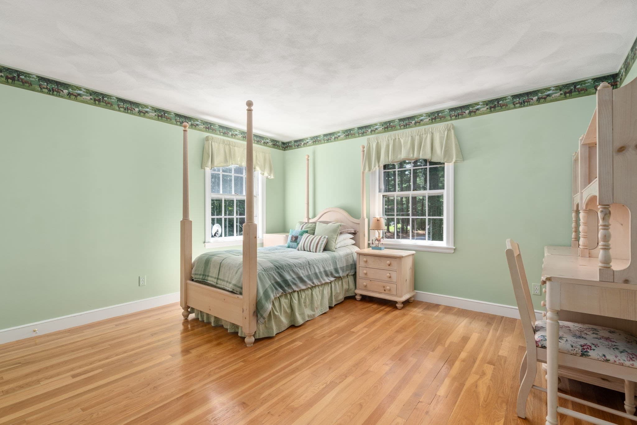 Single Family Residence at 112 Thunder Rd, Sudbury MA 01776, Sudbury, photo 28 of 41