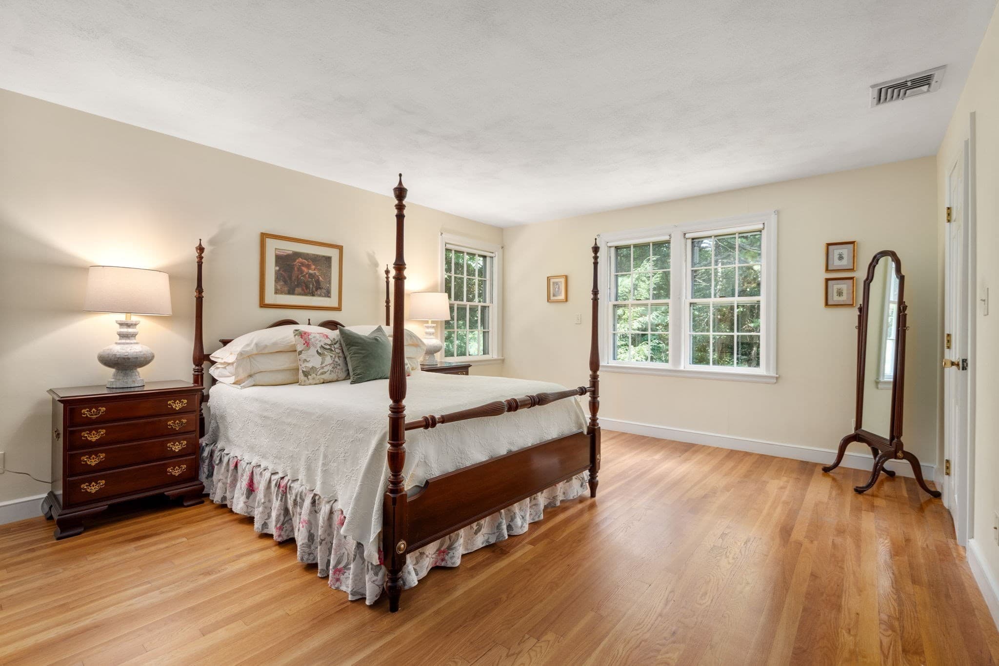 Single Family Residence at 112 Thunder Rd, Sudbury MA 01776, Sudbury, photo 24 of 41