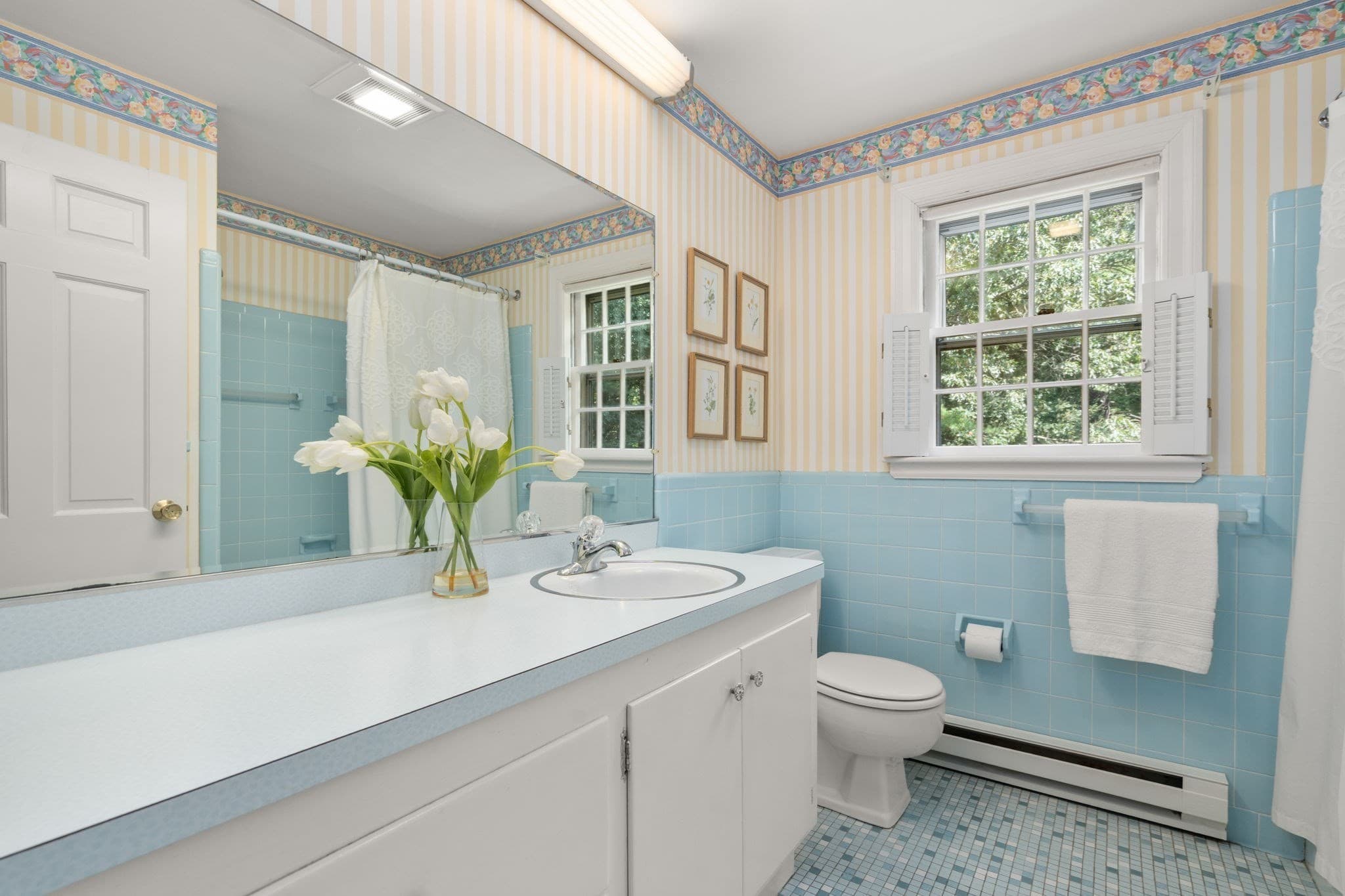 Single Family Residence at 112 Thunder Rd, Sudbury MA 01776, Sudbury, photo 30 of 41