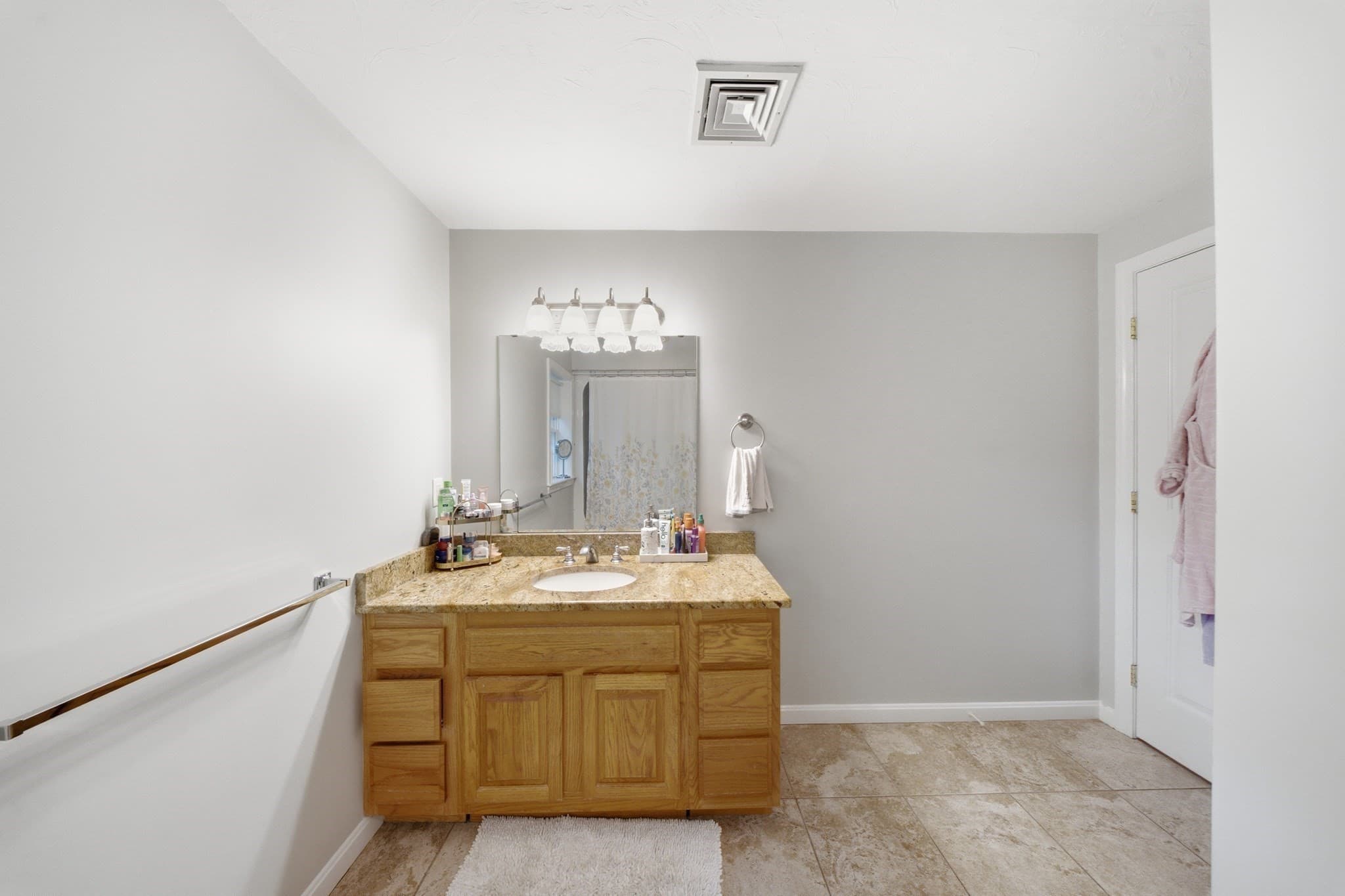 Condominium at 26 Vine St # 26, Milford MA 01757, Milford, photo 23 of 34