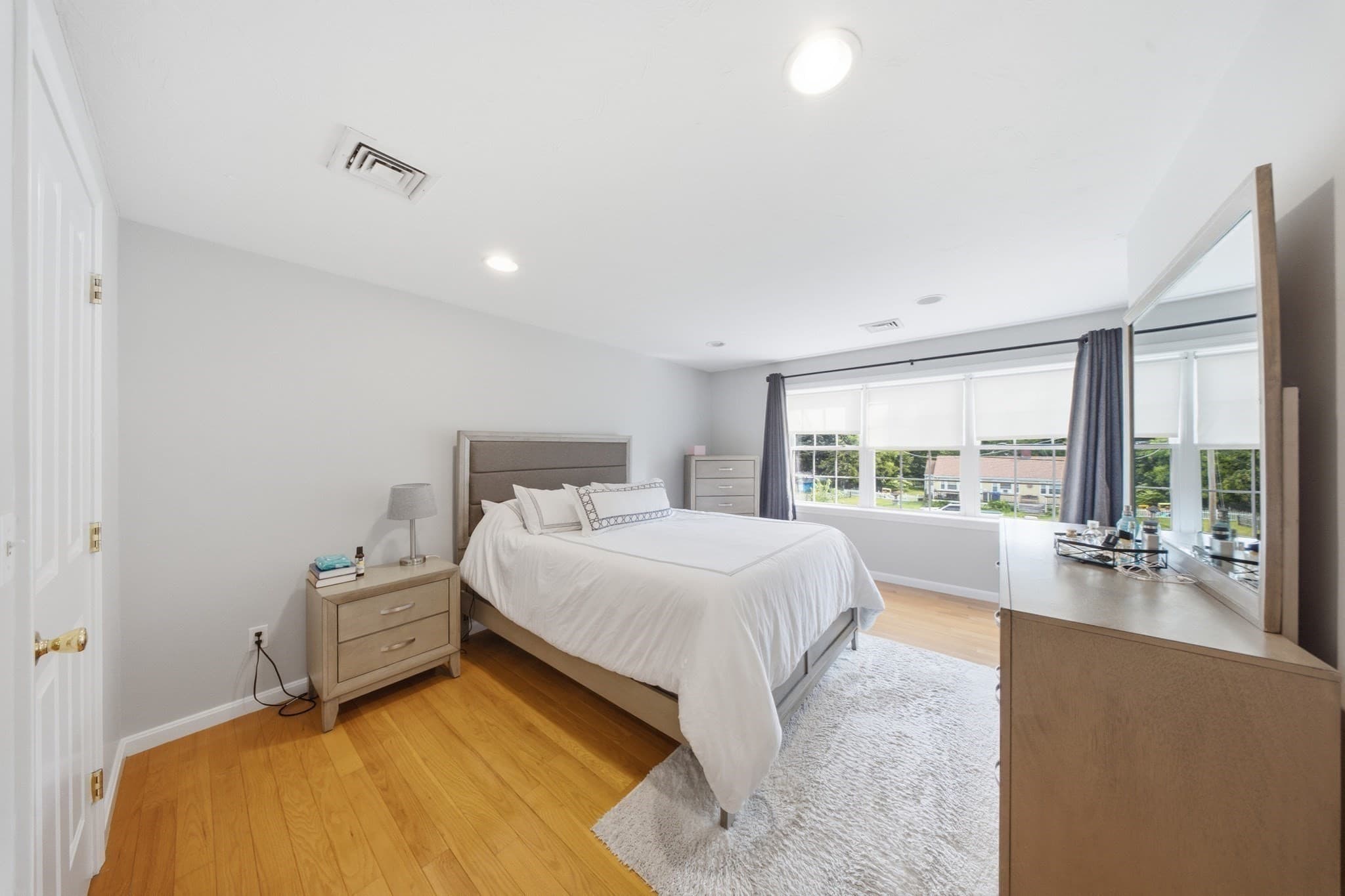 Condominium at 26 Vine St # 26, Milford MA 01757, Milford, photo 16 of 34