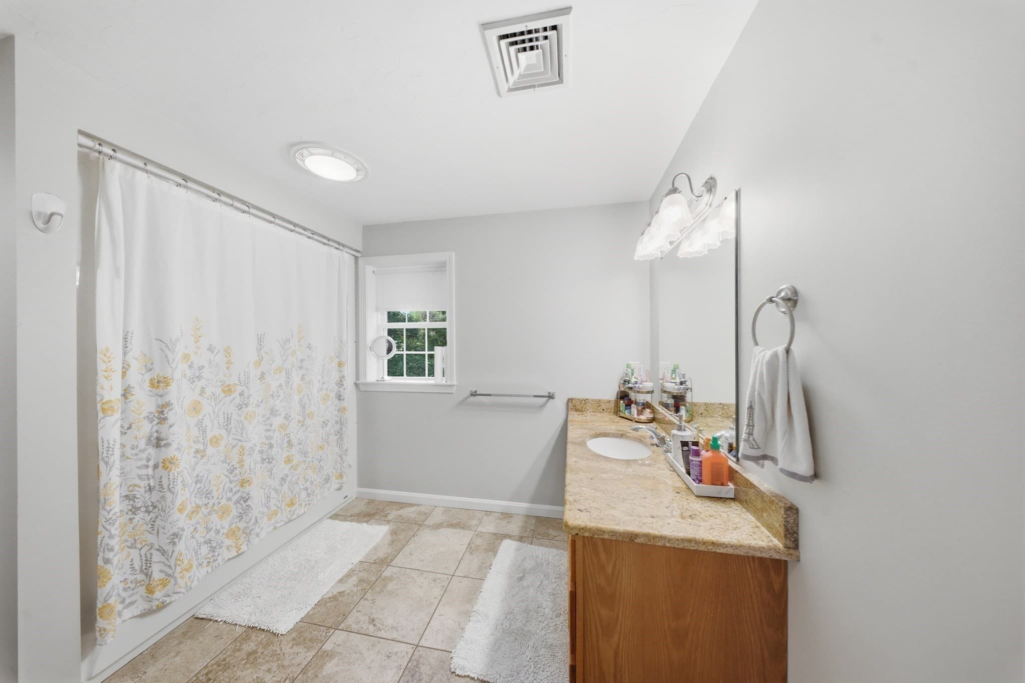 Condominium at 26 Vine St # 26, Milford MA 01757, Milford, photo 22 of 34