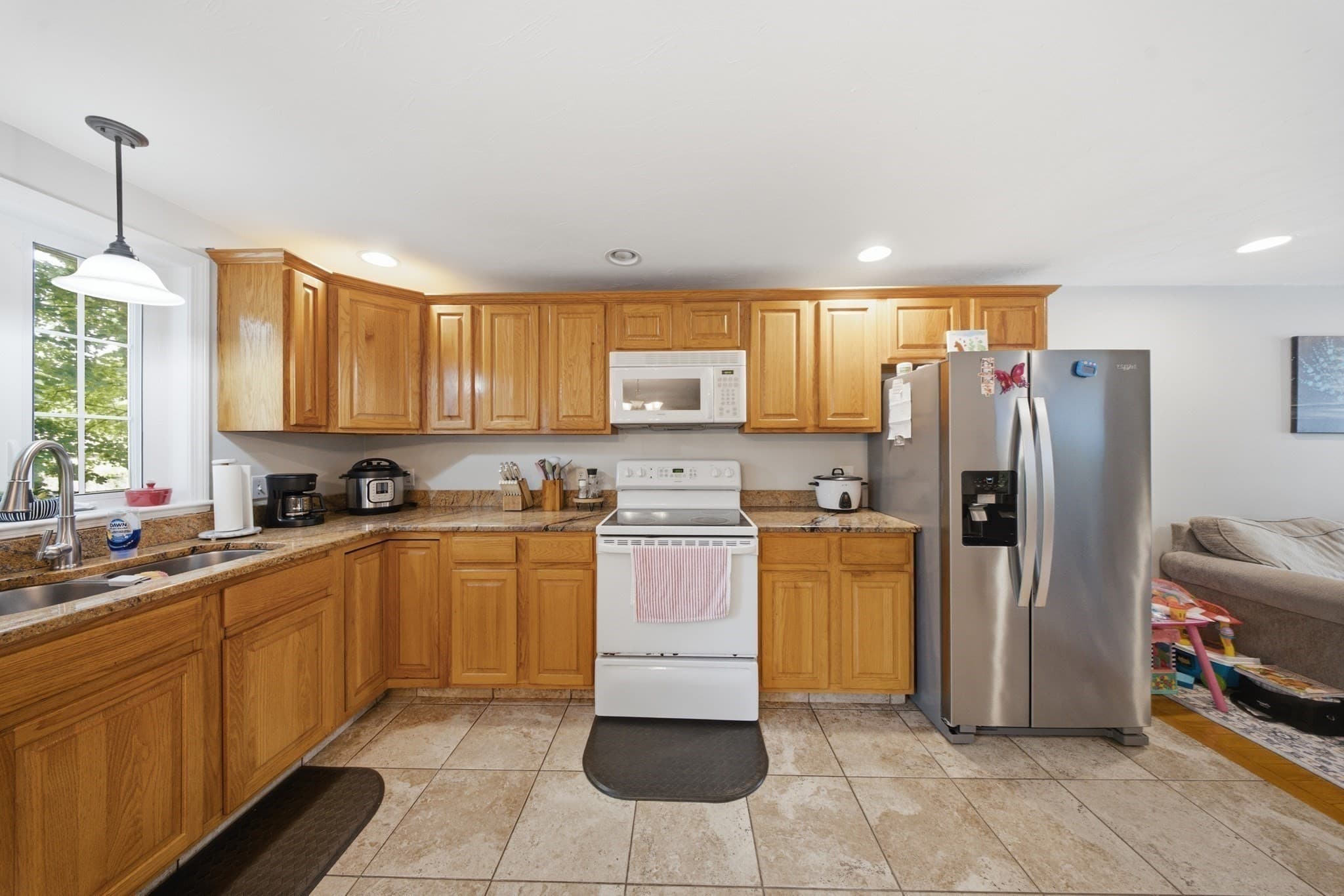 Condominium at 26 Vine St # 26, Milford MA 01757, Milford, photo 10 of 34