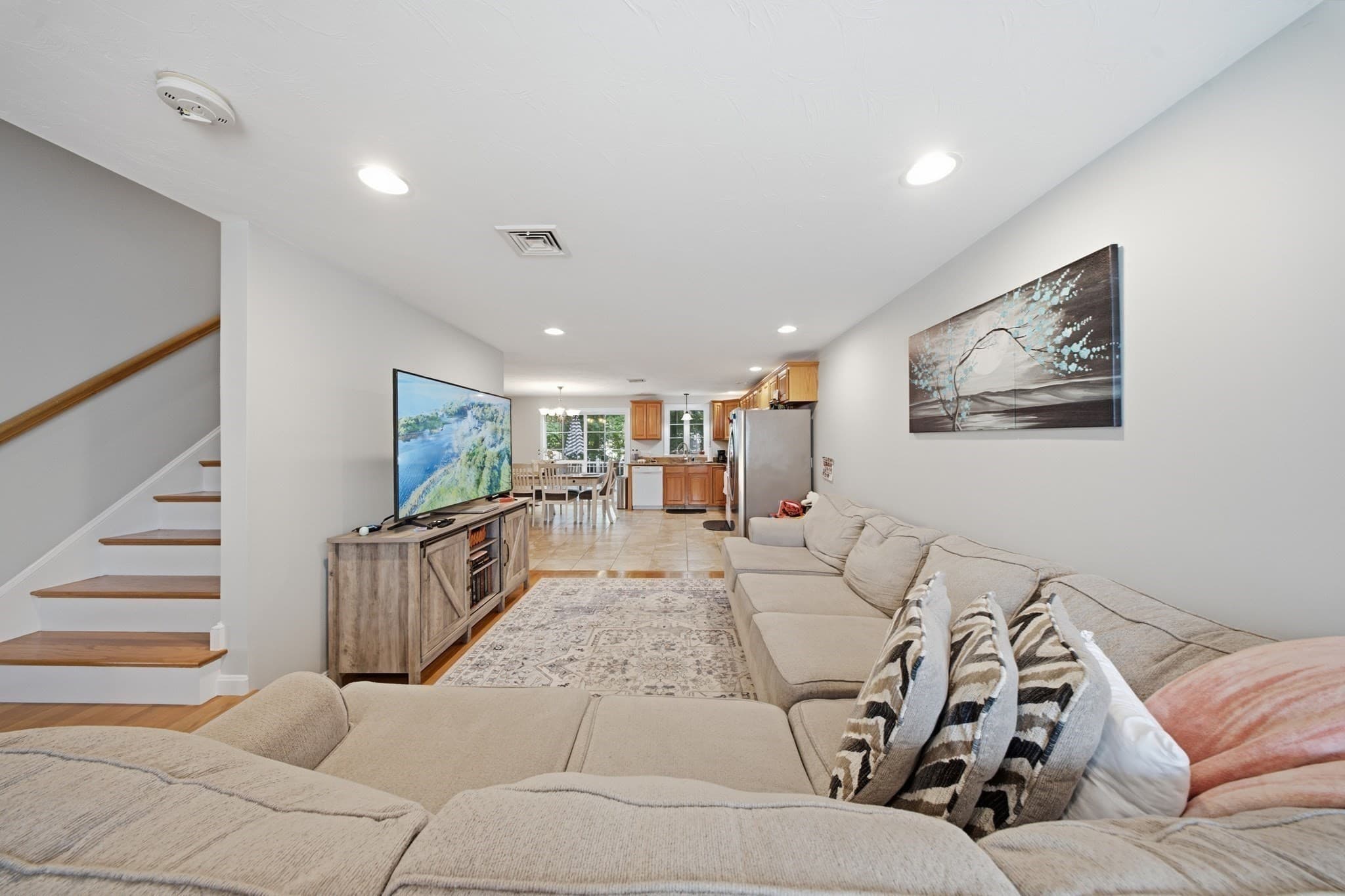 Condominium at 26 Vine St # 26, Milford MA 01757, Milford, photo 4 of 34