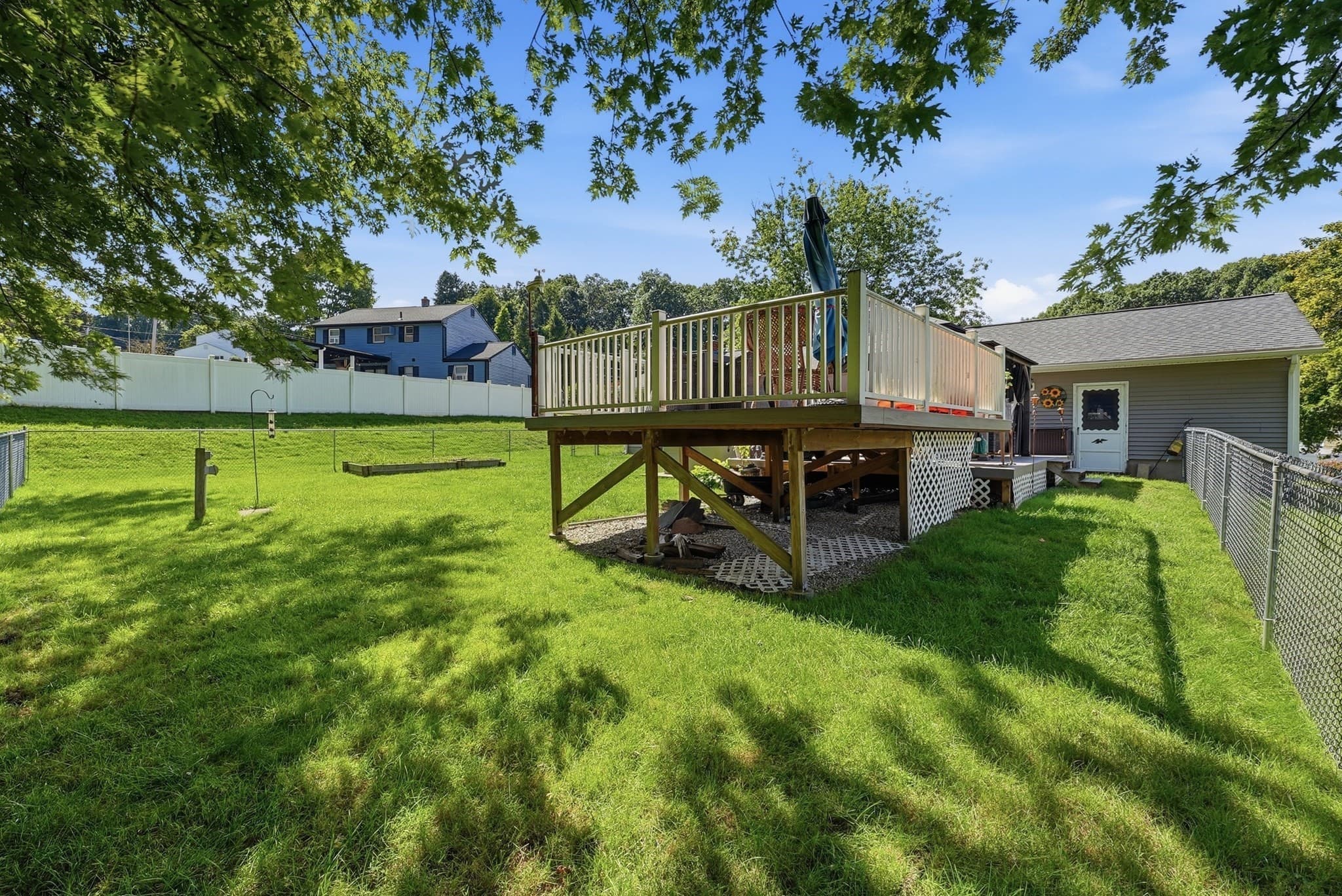 Single Family Residence at 75 Longwood Dr, Chicopee MA 01020, photo 6 of 41