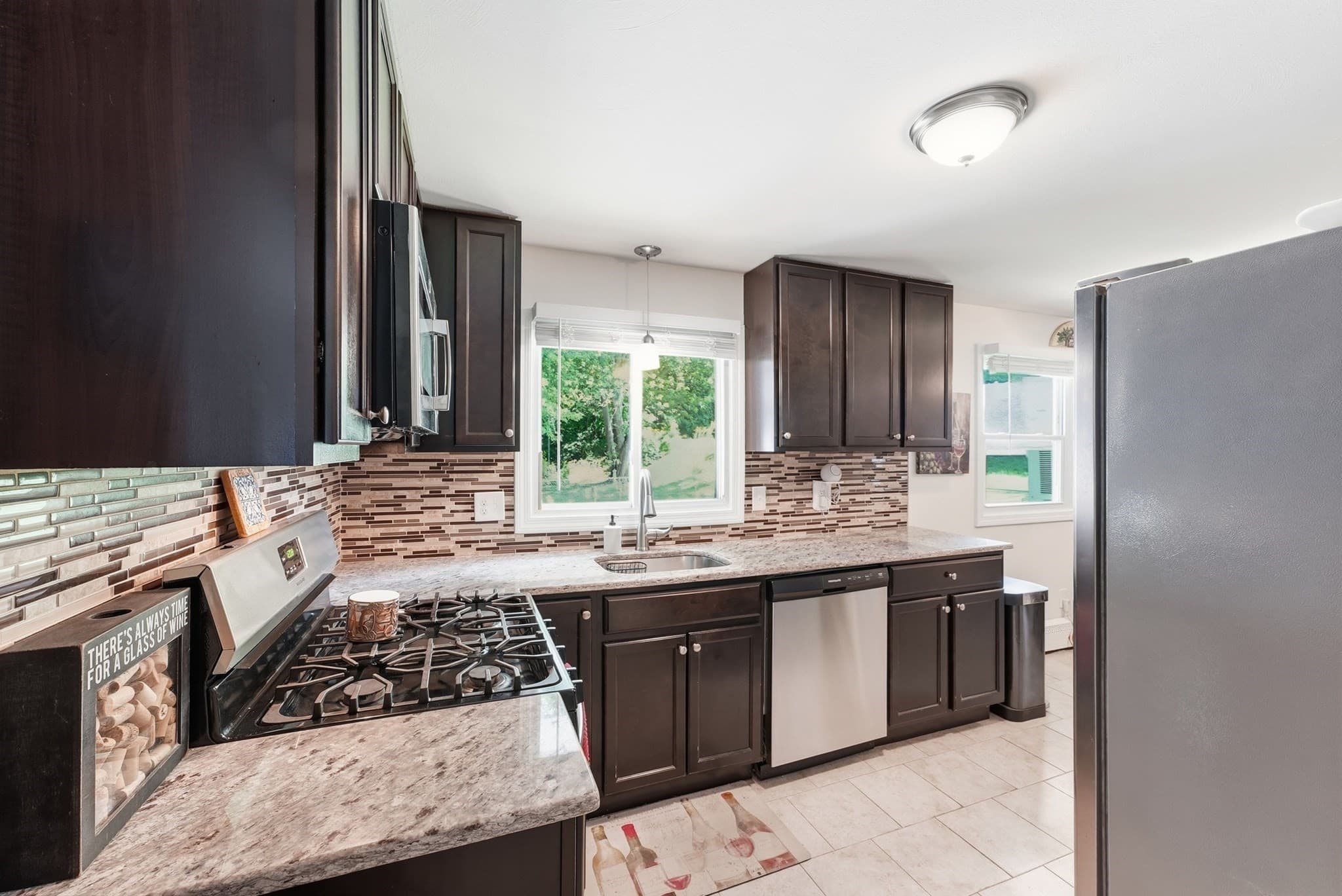 Single Family Residence at 75 Longwood Dr, Chicopee MA 01020, photo 16 of 41