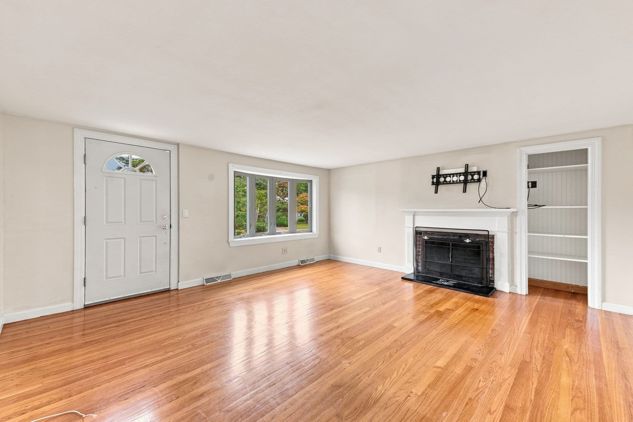 Single Family Residence at 21 Captain Small Rd, Yarmouth MA 02664, Yarmouth, photo 18 of 40