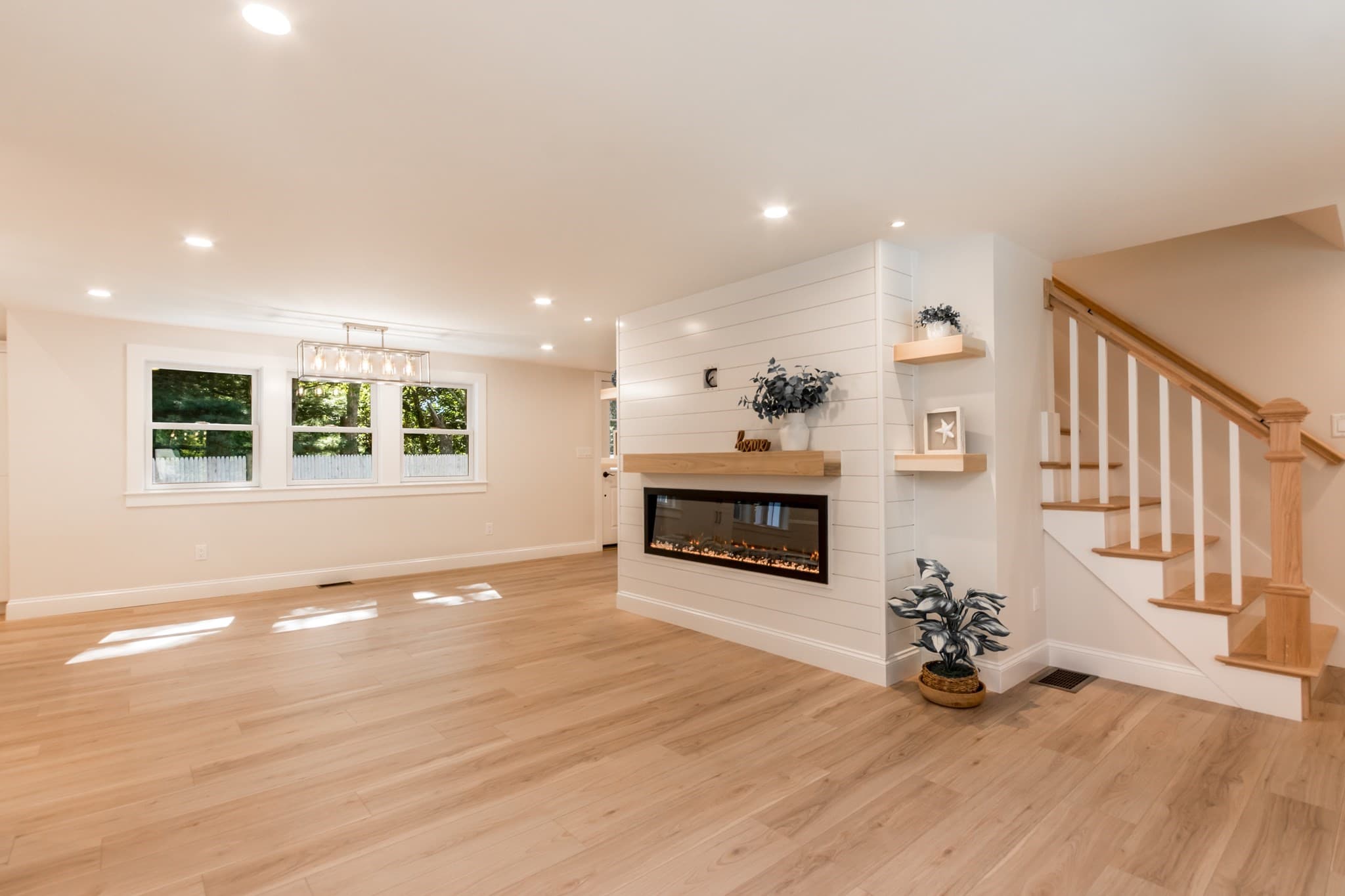 Single Family Residence at 888 Phinneys Ln, Barnstable MA 02632, Barnstable, photo 6 of 42