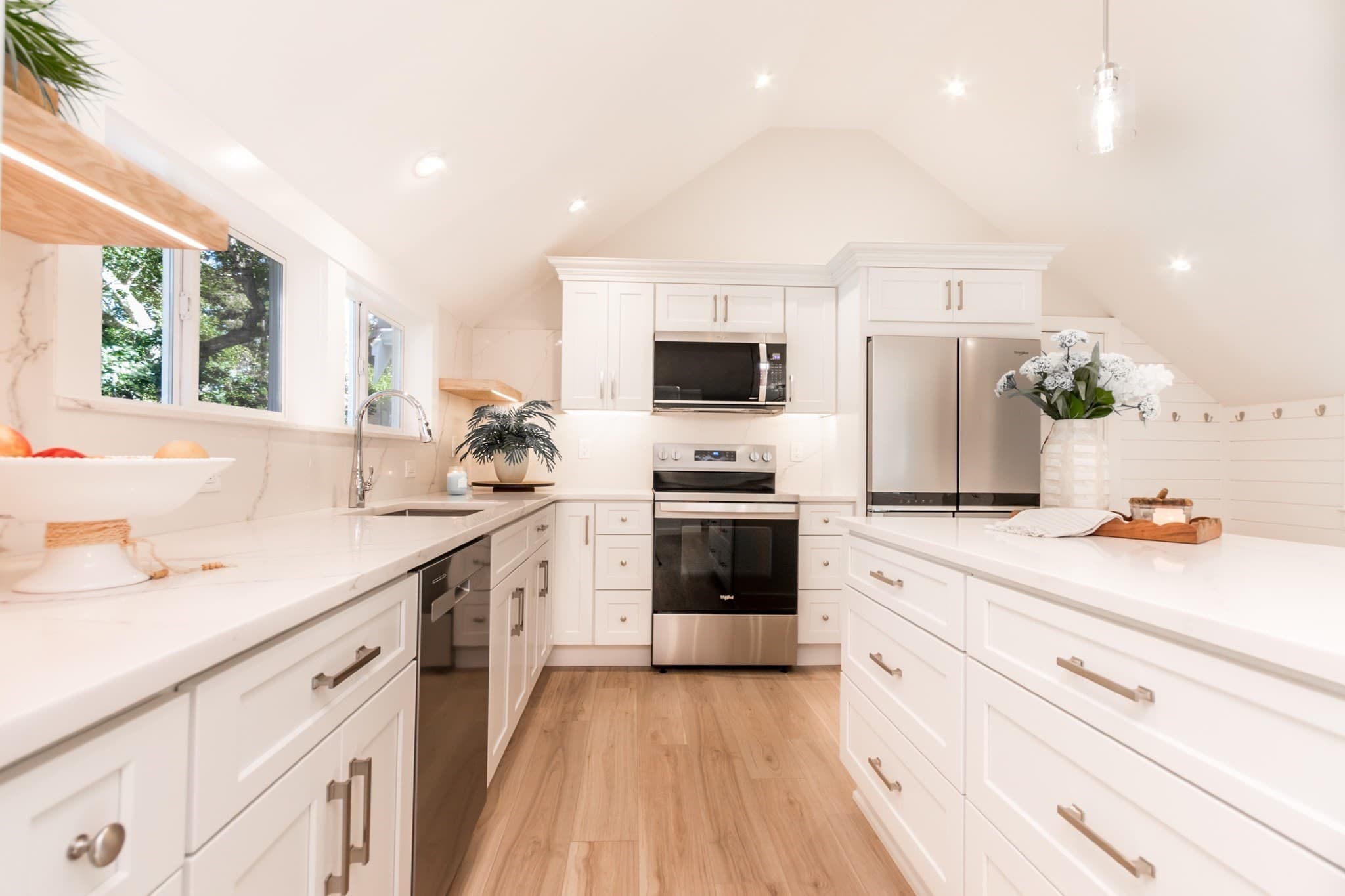 Single Family Residence at 888 Phinneys Ln, Barnstable MA 02632, Barnstable, photo 13 of 42